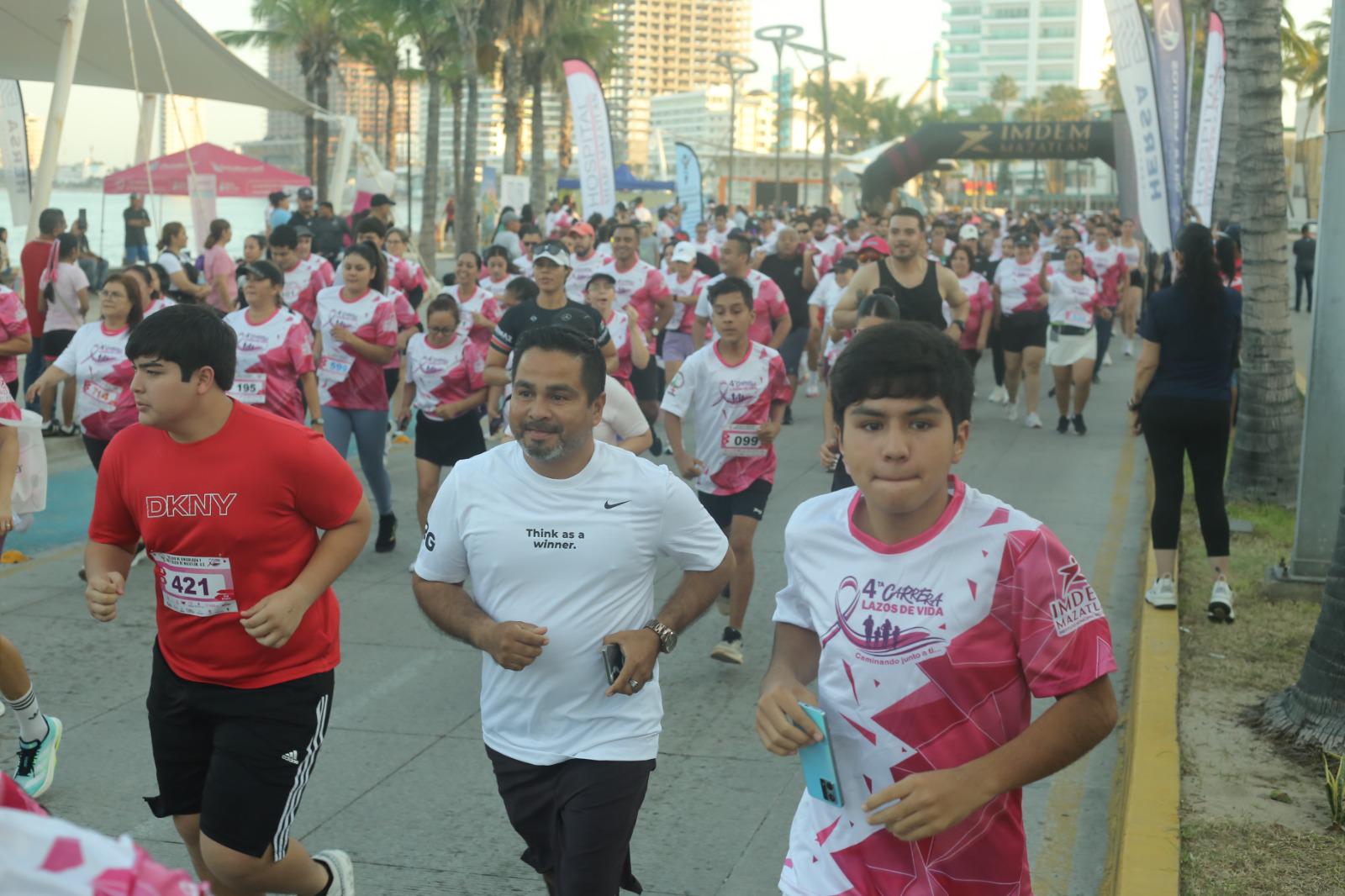 $!Dinastía Labrador domina la Carrera Lazos de Vida en Mazatlán
