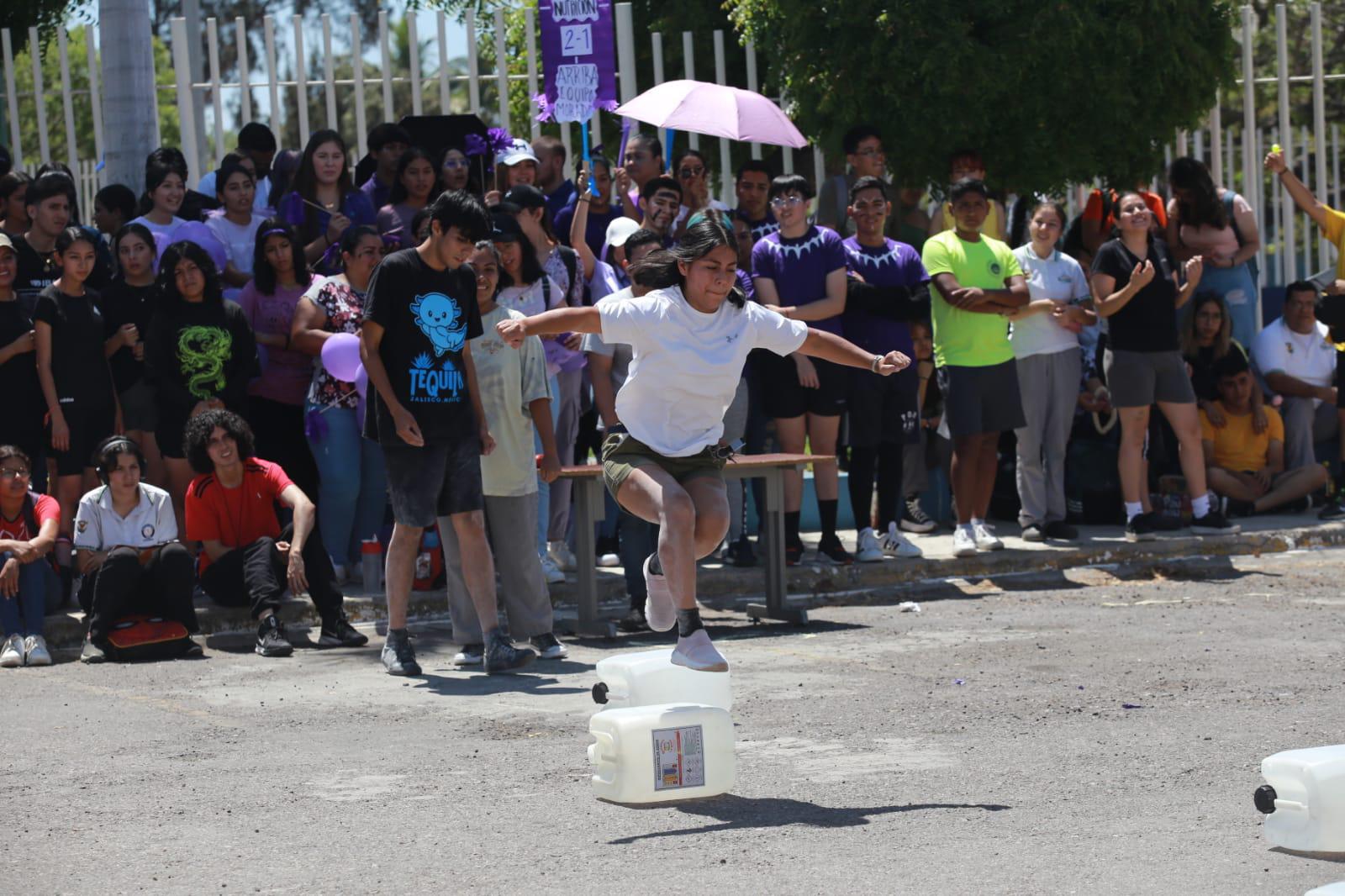 $!Celebran en grande el Día del Estudiante en escuelas de Mazatlán