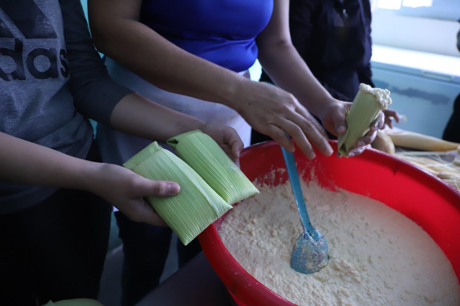 $!‘La mera verdad yo no tengo receta para los tamales, yo me baso al sabor’