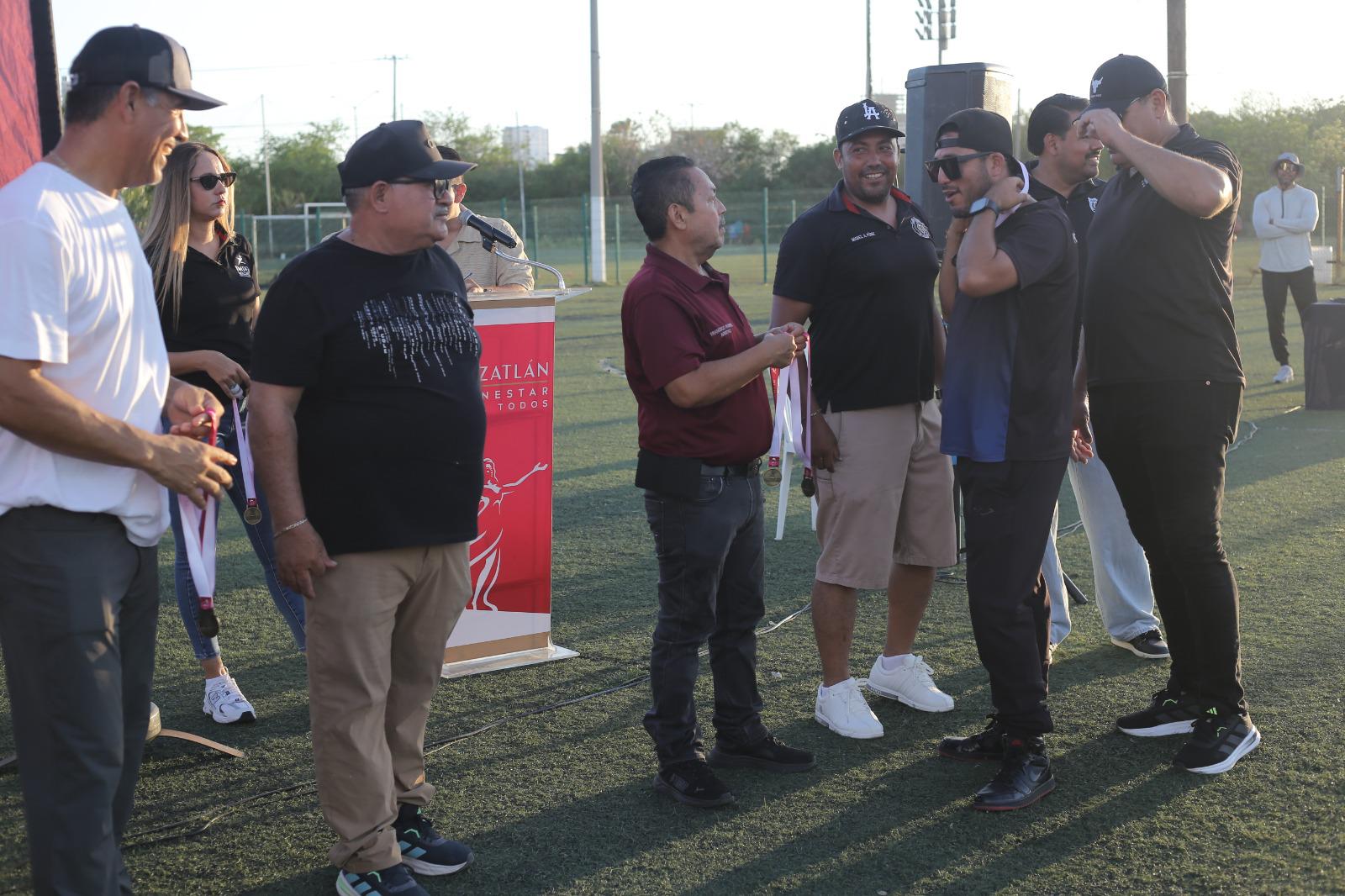 $!Imdem reconoce a los campeones de su Liga de Futbol 2025-2026