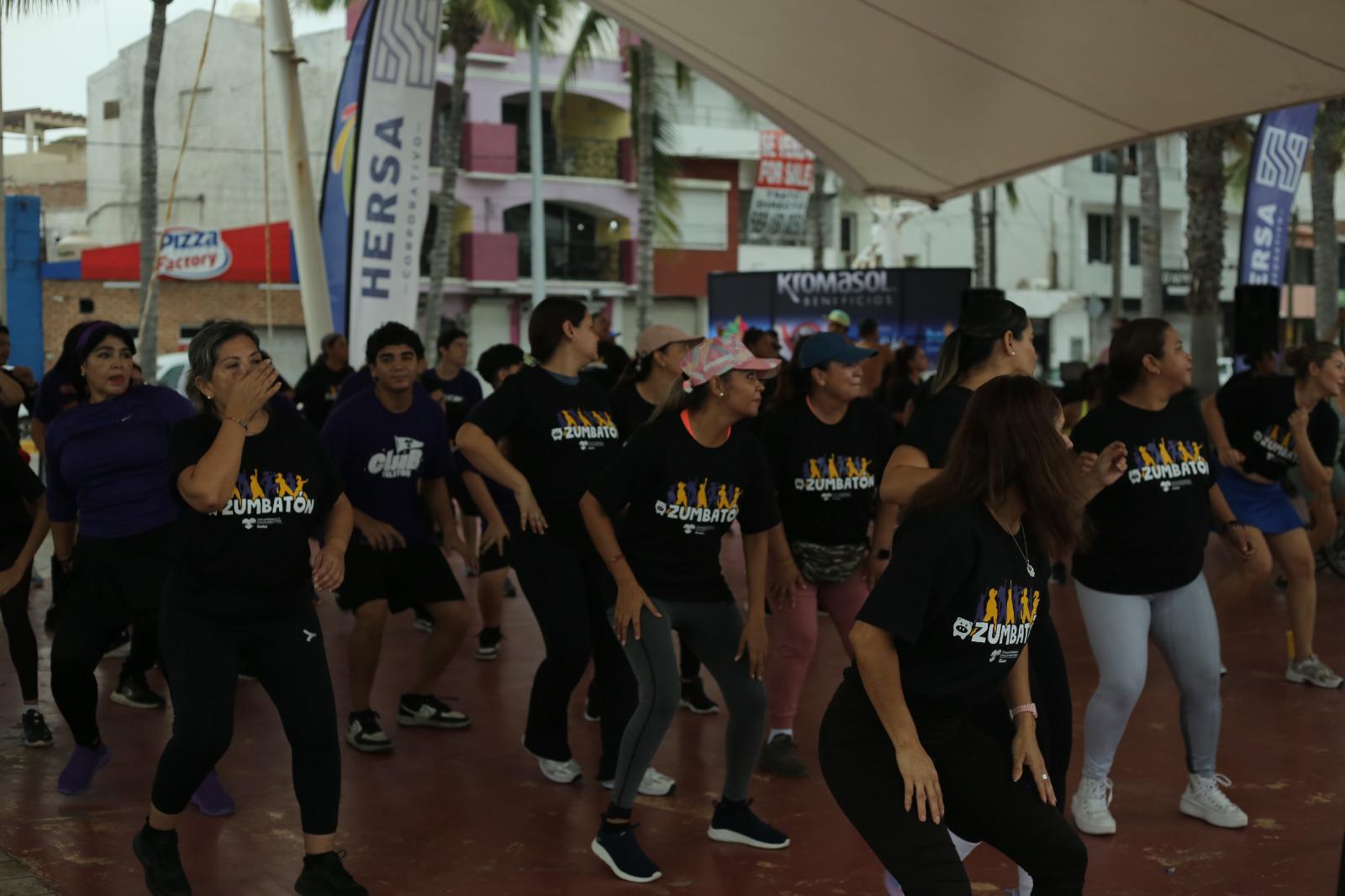 $!Celebra CRIT Sinaloa su primer ‘Zumbatón con causa’ al son de los ritmos latinos