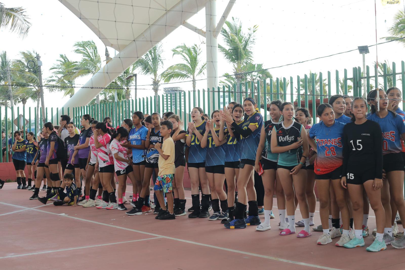 $!Arranca la segunda edición del Circuito Sinaloense de Voleibol con más de 50 equipos en Mazatlán