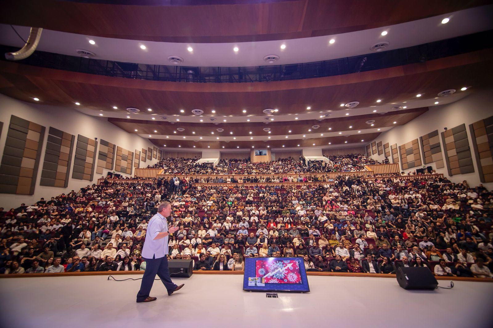 $!Innovación, la clave para que las empresas sobrevivan y crezcan: Marcus Dantus desde Culiacán