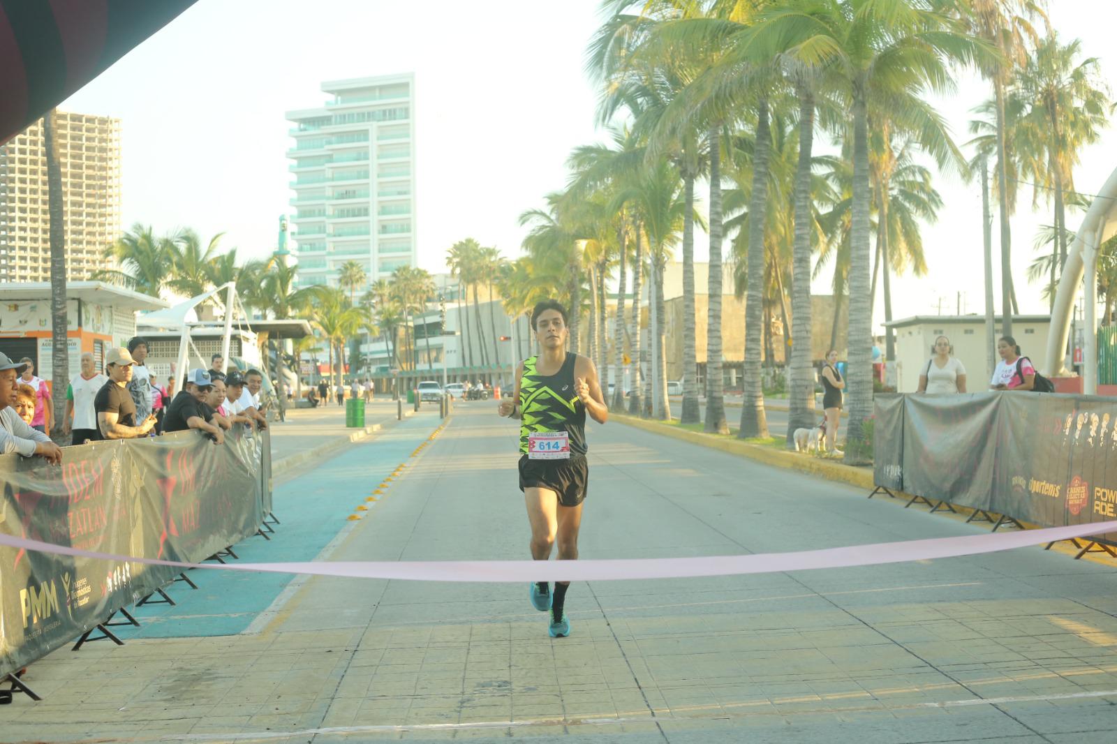 $!Dinastía Labrador domina la Carrera Lazos de Vida en Mazatlán