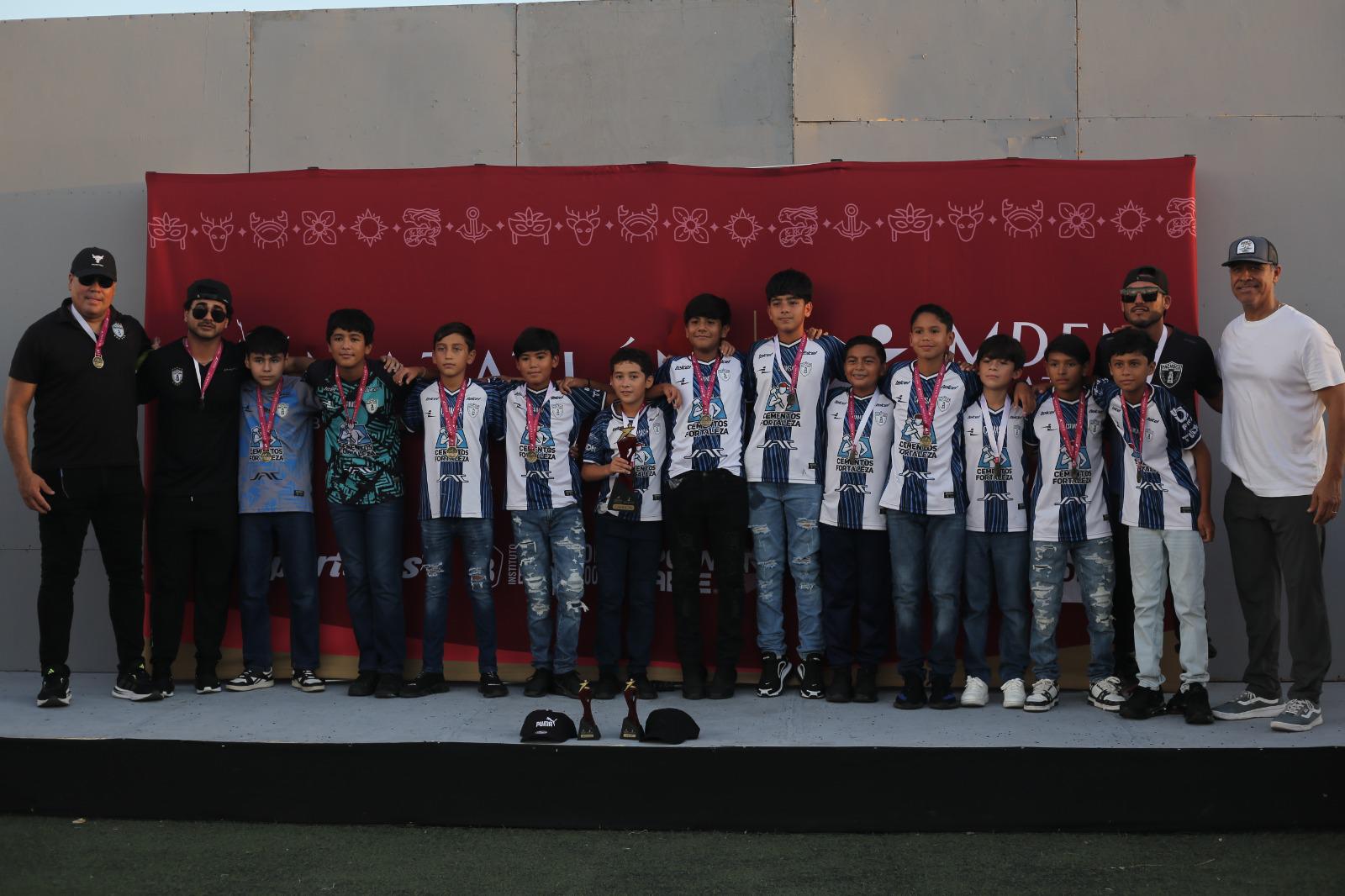 $!Imdem reconoce a los campeones de su Liga de Futbol 2025-2026