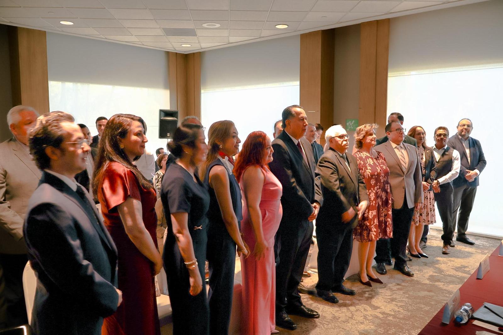 $!Rinde protesta el nuevo comité directivo de la BMA.