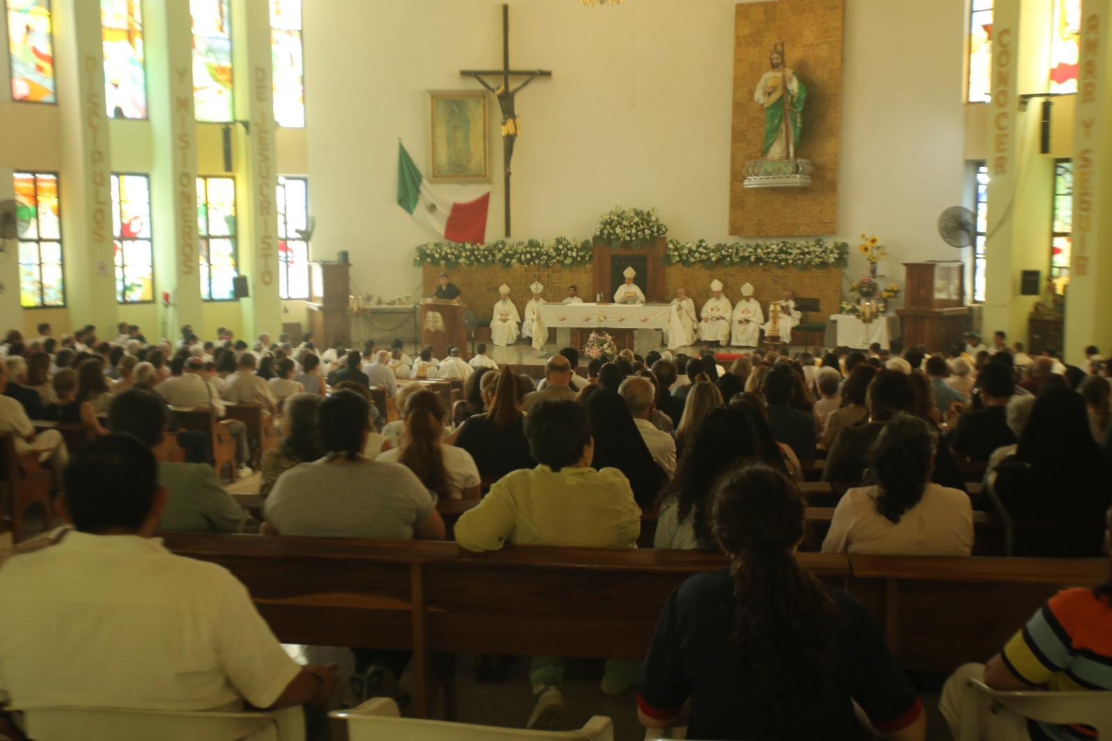 $!Celebra el Padre Horacio Hernández 50 años de sacerdocio
