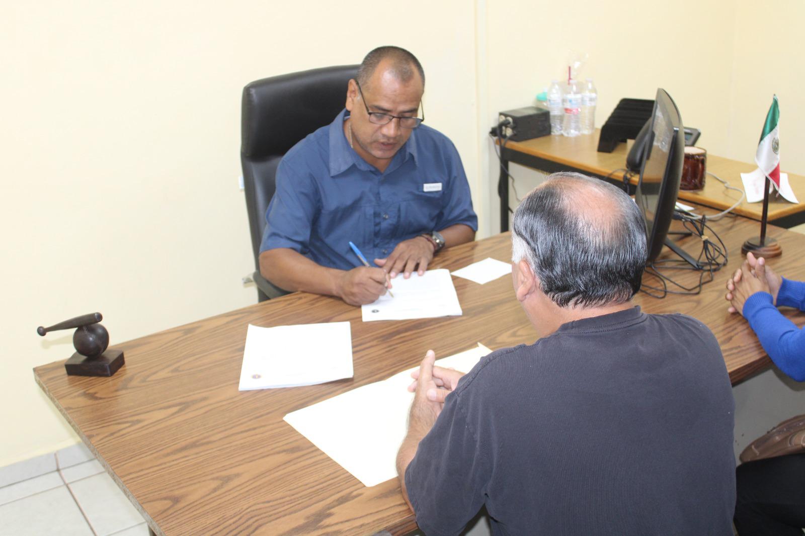 $!Padres en escuela de Rosario exigen maestro de inglés tras cinco años de ausencia