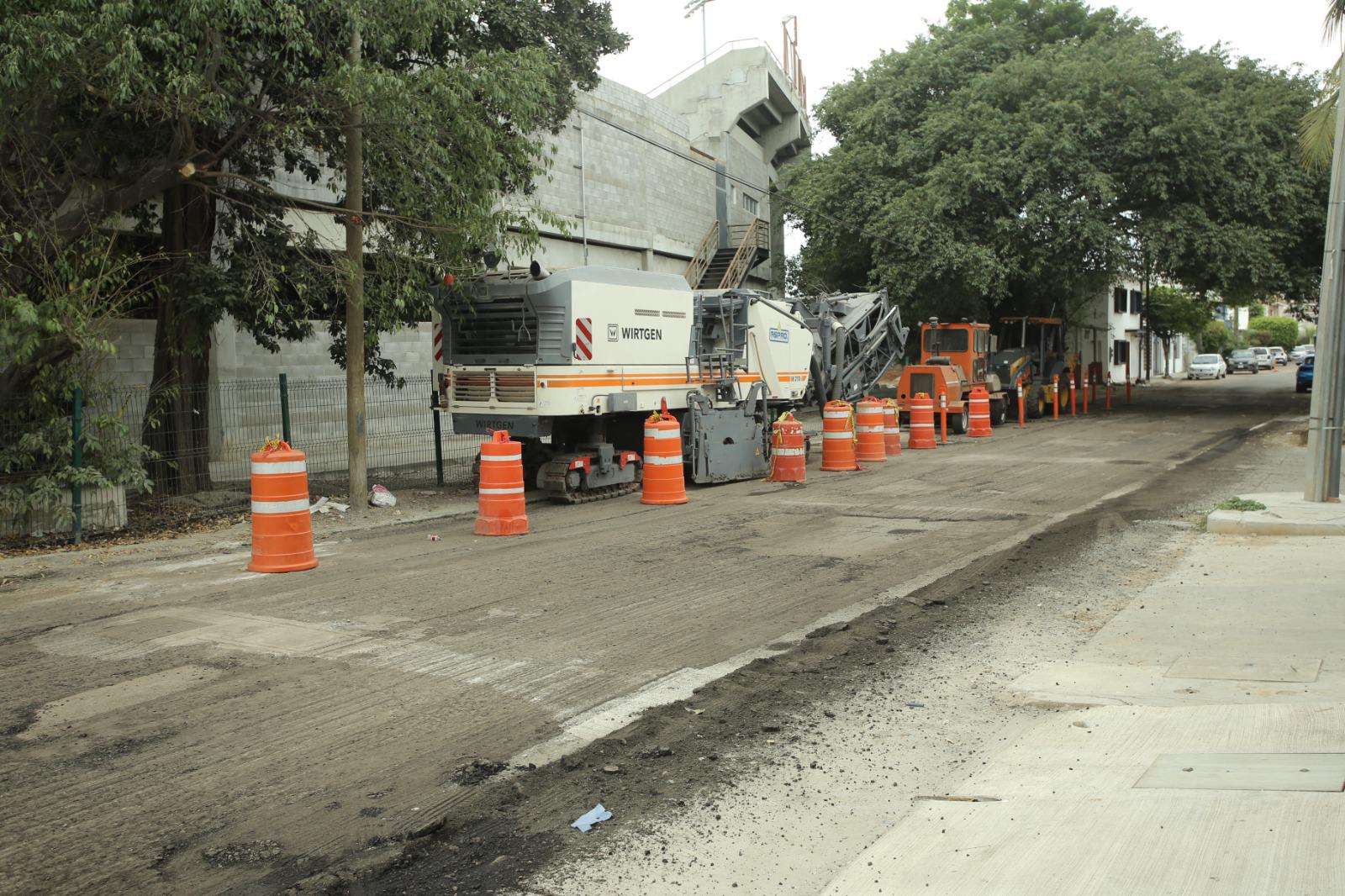 $!Esperan vecinos del fraccionamiento Estadio que Gobierno de Mazatlán cumplan con reparación del drenaje