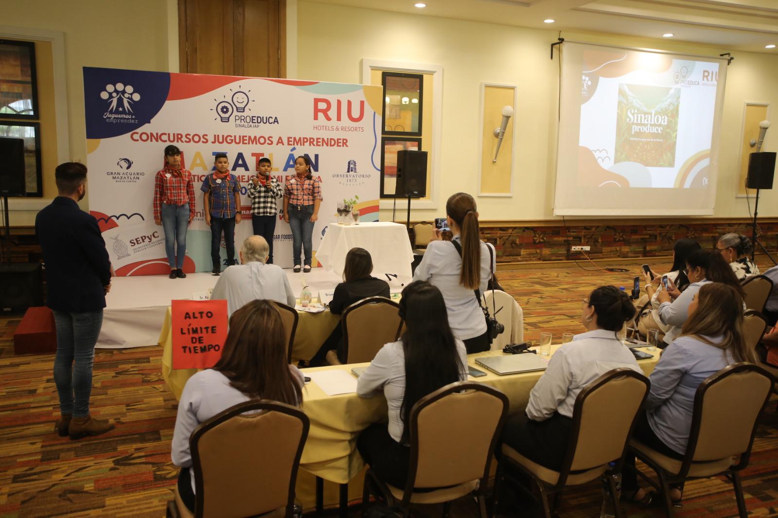 $!Celebran colorido concurso ‘Juguemos a Emprender’, en Mazatlán