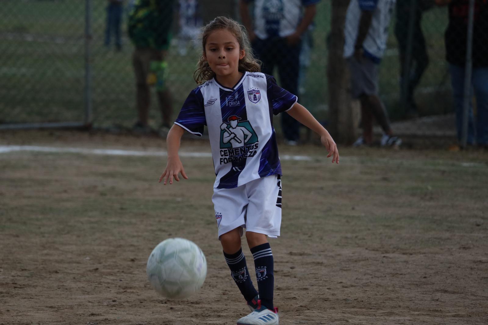 $!Pachuca Mazatlán conquista dos títulos en el Interacademias 2026