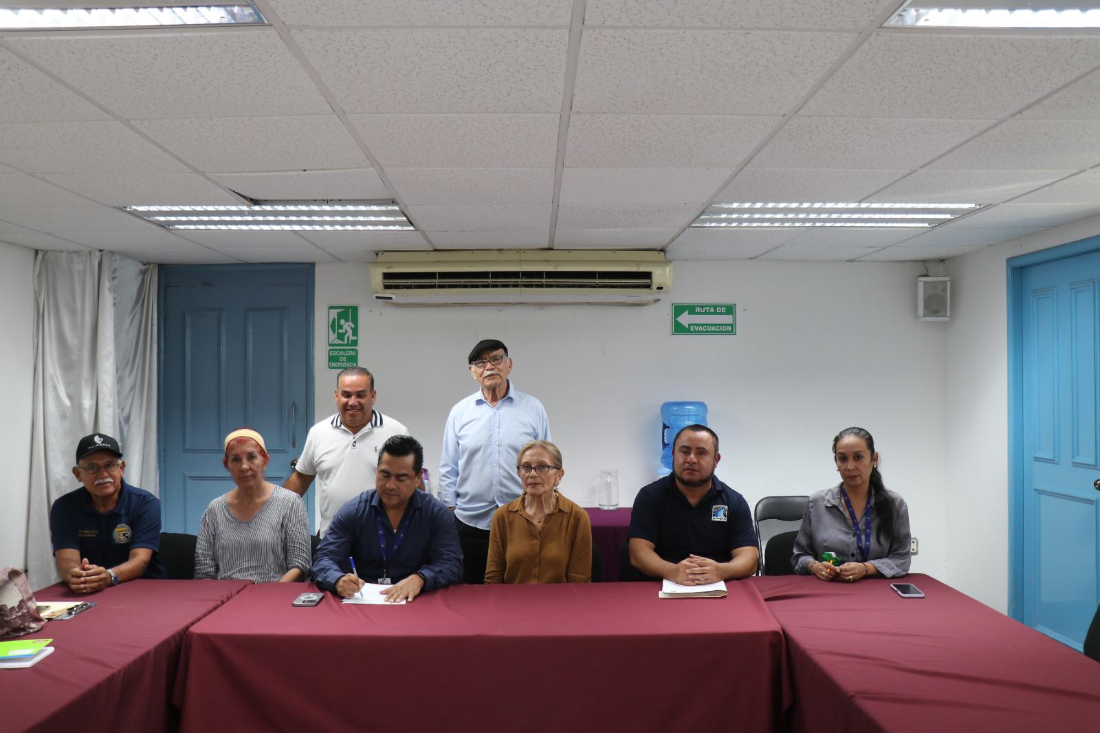 $!Les cortan el agua por deuda de $4 millones en Los Mangos I