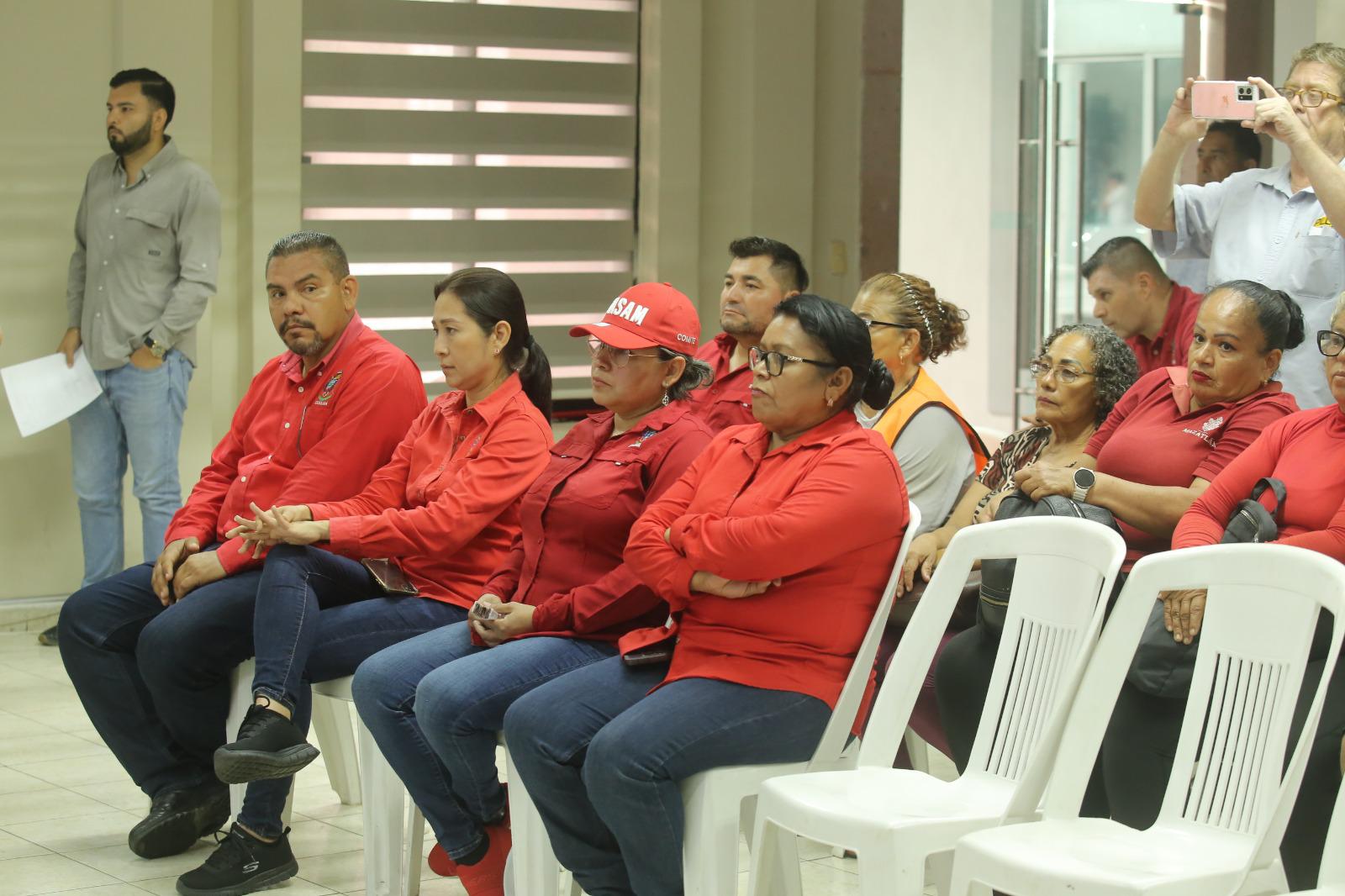 $!Entre cuestionamientos y exigencias de transparencia reasigna Cabildo $10 millones para medicamentos del ‘Hospitalito’