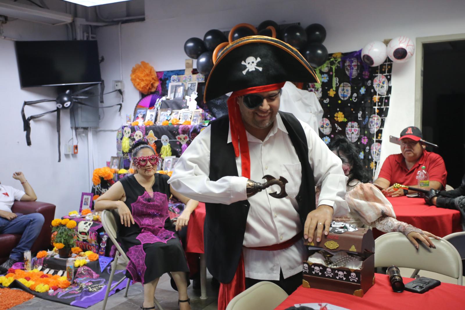 $!Miguel Flores fue el Capitán Jack Sparrow, de Los Piratas del Caribe.