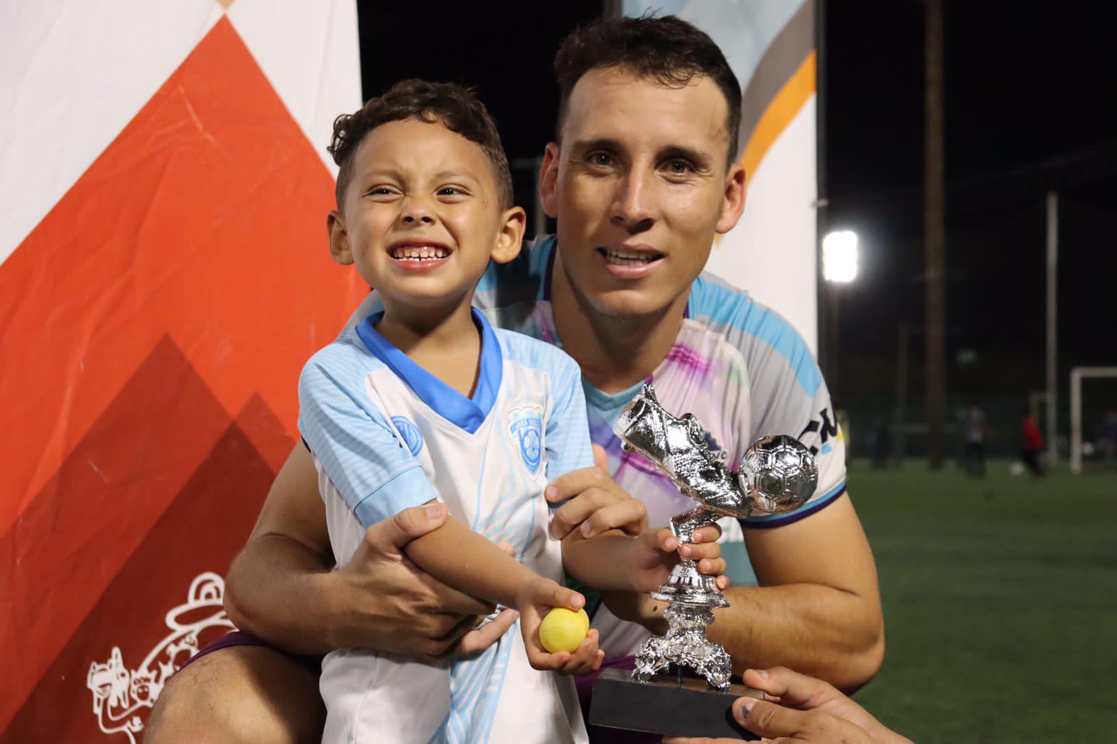 $!Jumapam FC levanta el título del futbol de Primera Fuerza de Mazatlán