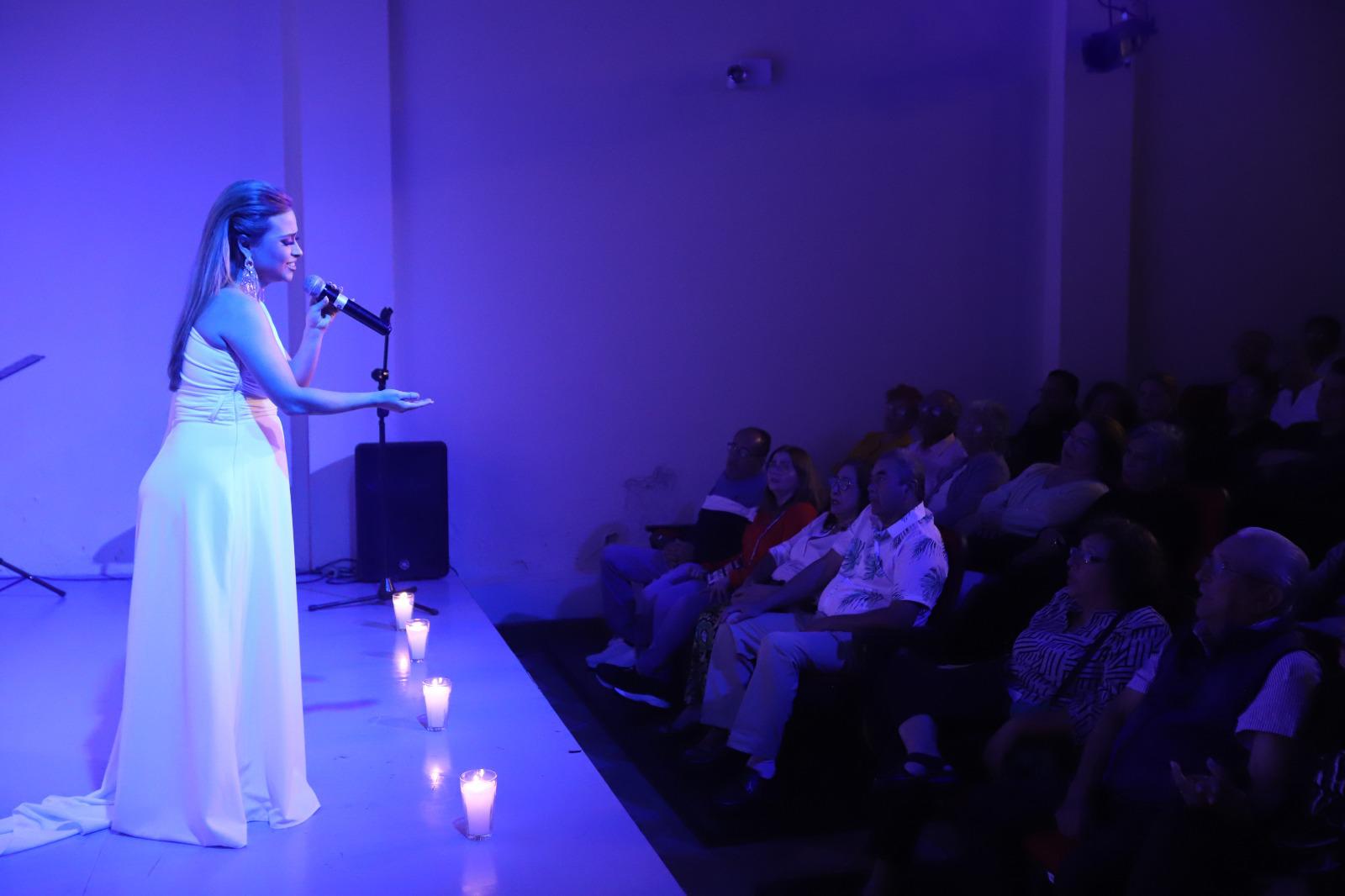 $!Late la música al ritmo de ‘Dos corazones’, con Athenea Reyes