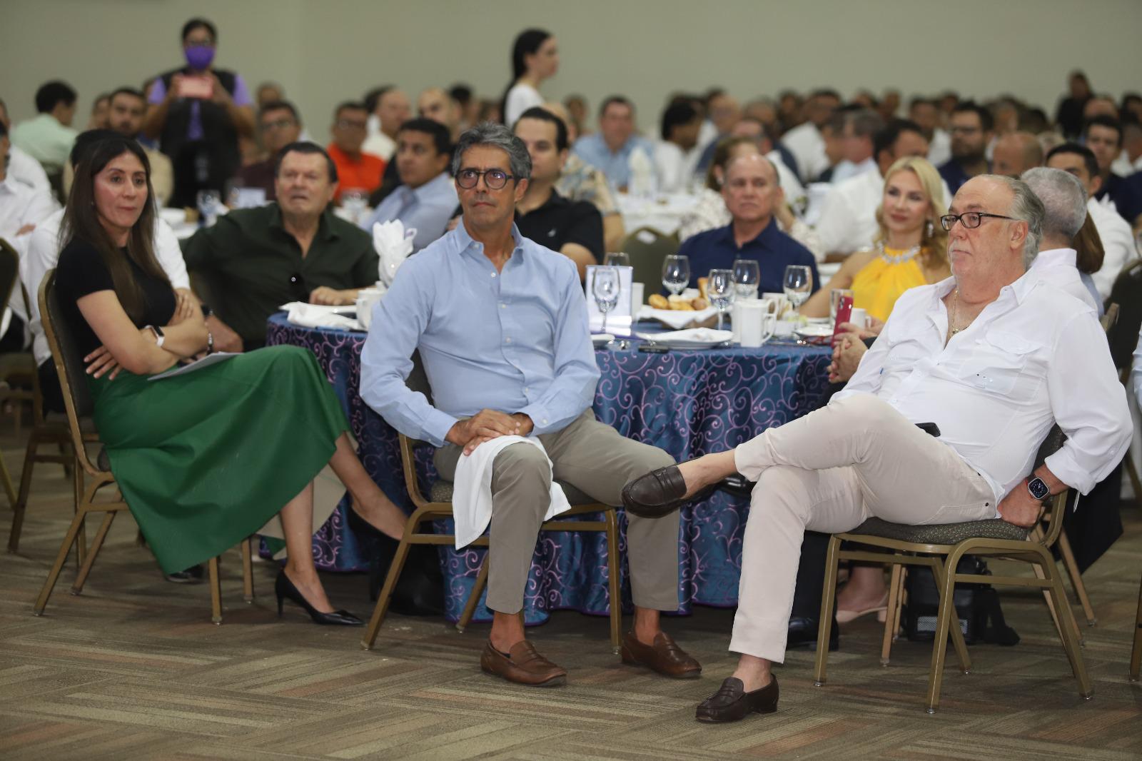 $!Gobierno no puede solo, requiere ayuda para atender a la sociedad: Jesús Vizcarra