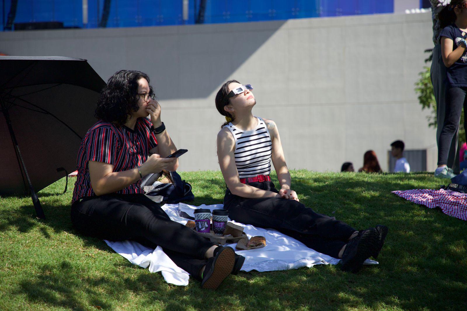 $!Montan festival por eclipse solar anular en el Centro de Ciencias en Culiacán