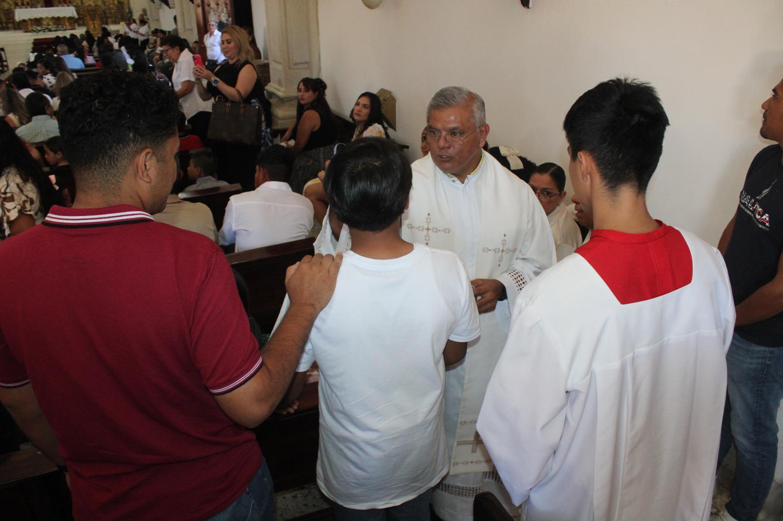 $!Obispo de Mazatlán llama en Rosario a un ayuno de respeto y misericordia durante la Cuaresma