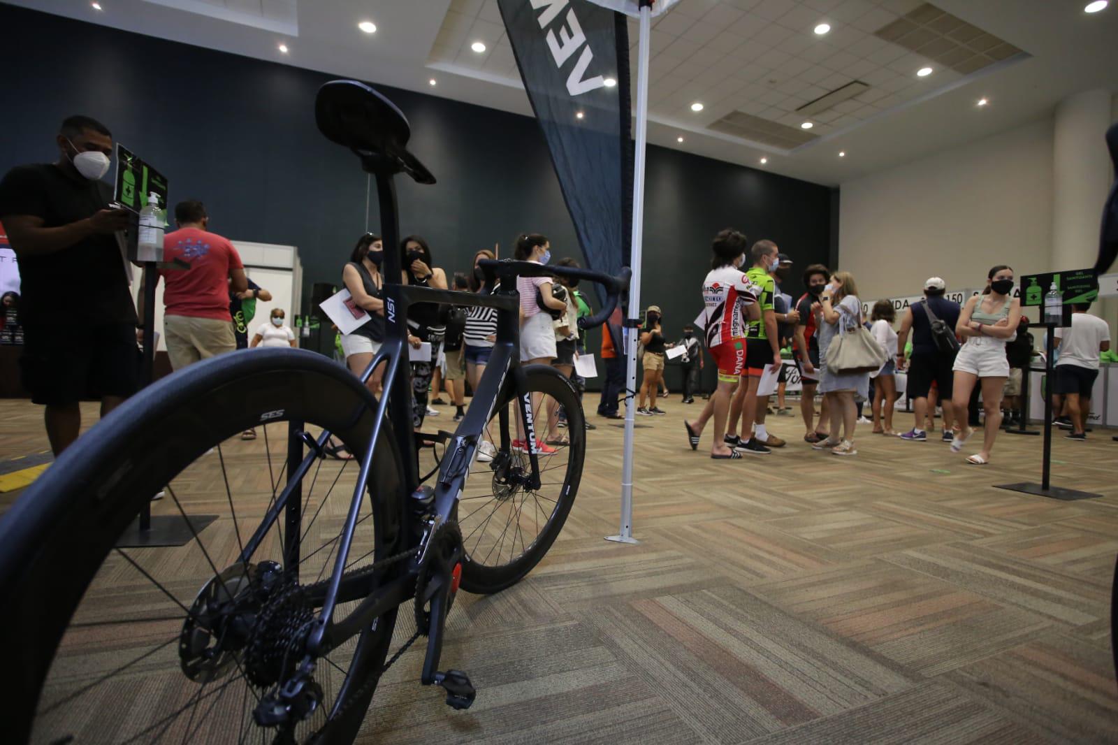 $!La Bici Expo FORD GFNY abre su exposición en Mazatlán