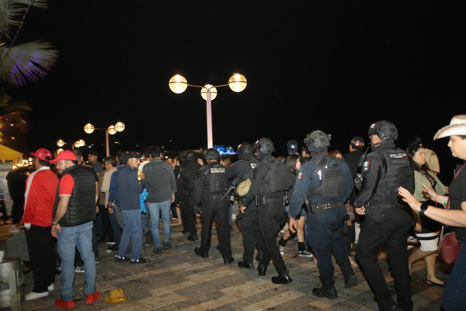 $!Olas Altas no descansa en el último día del Carnaval de Mazatlán