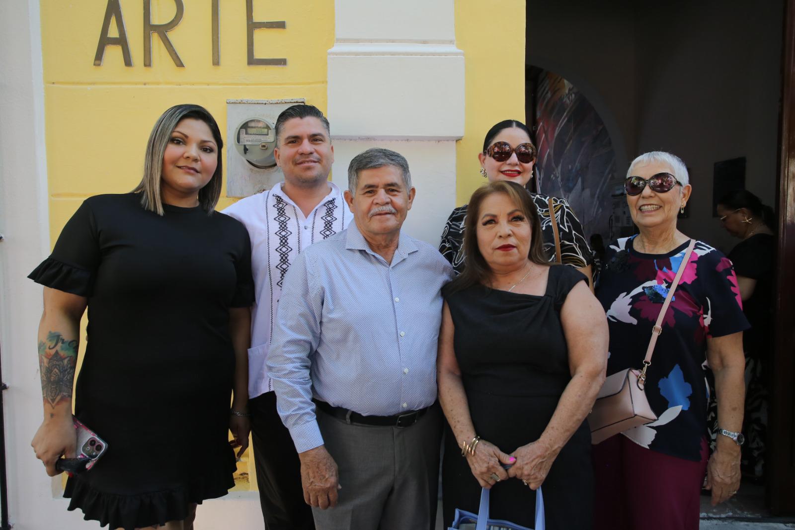 $!Jénifer Lizárraga, Christian Tiznado, Alvino Tiznado, Raquel Maldonado, Donaxi Barboza y María Valenzuela.