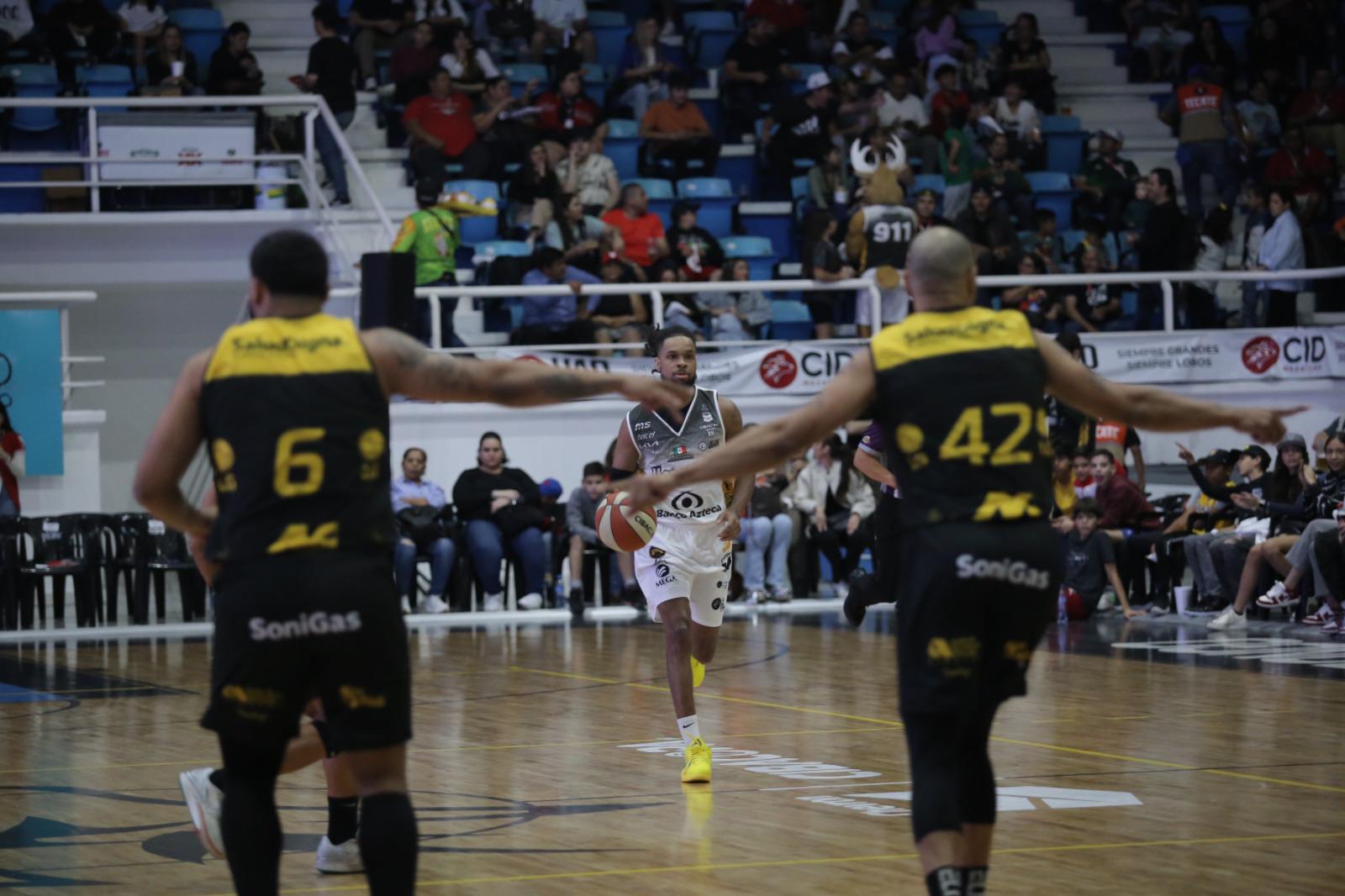 $!Explota ofensiva de Venados y empata serie inaugural a Caballeros