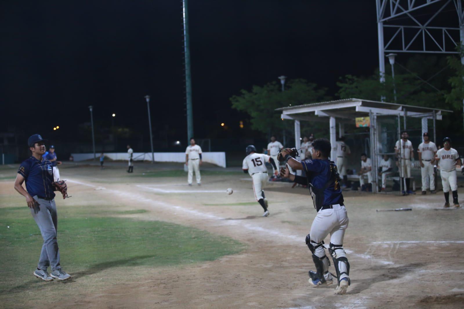 $!Vuela Bird en lo alto del Beisbol de Primera Fuerza