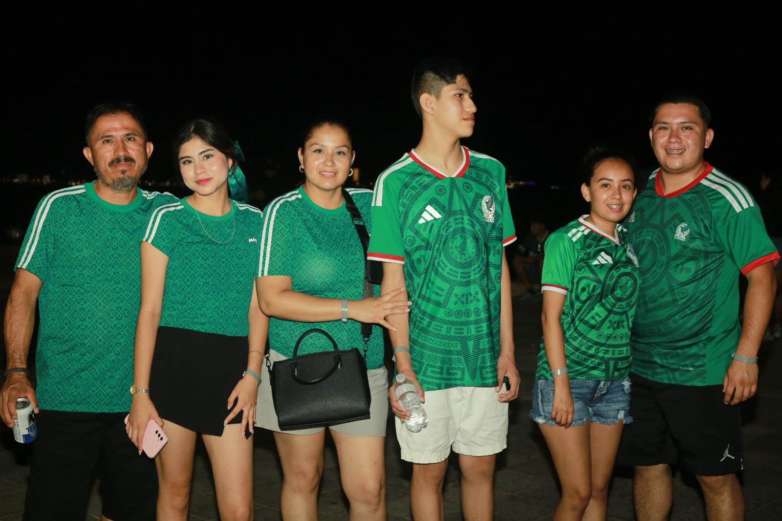 $!Retumba el ‘Cielito Lindo’ en las Letras de Mazatlán con el triunfo México ante Ecuador