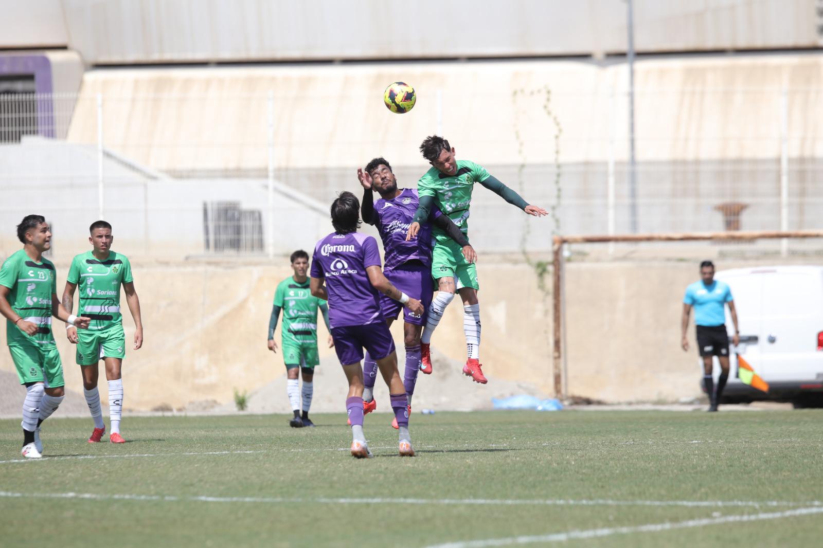 $!Mazatlán FC y Santos Laguna empatan en su primer amistoso de pretemporada