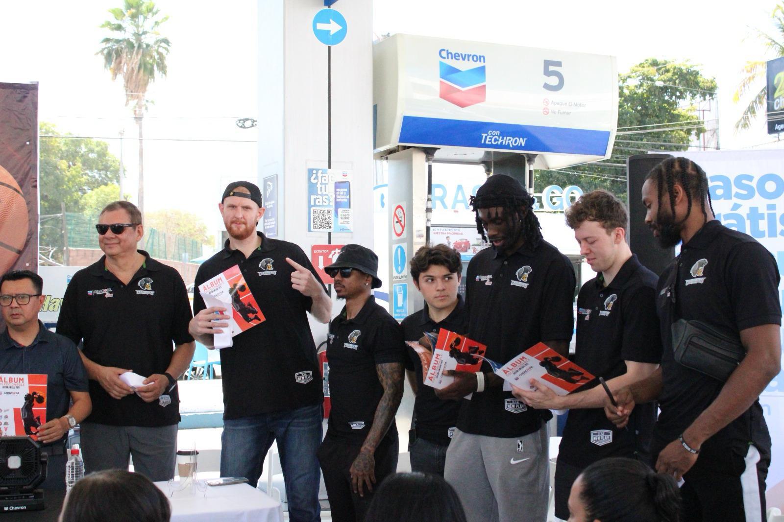 $!Caballeros de Culiacán engalana lanzamiento de álbum conmemorativo por 25 años del Cibacopa