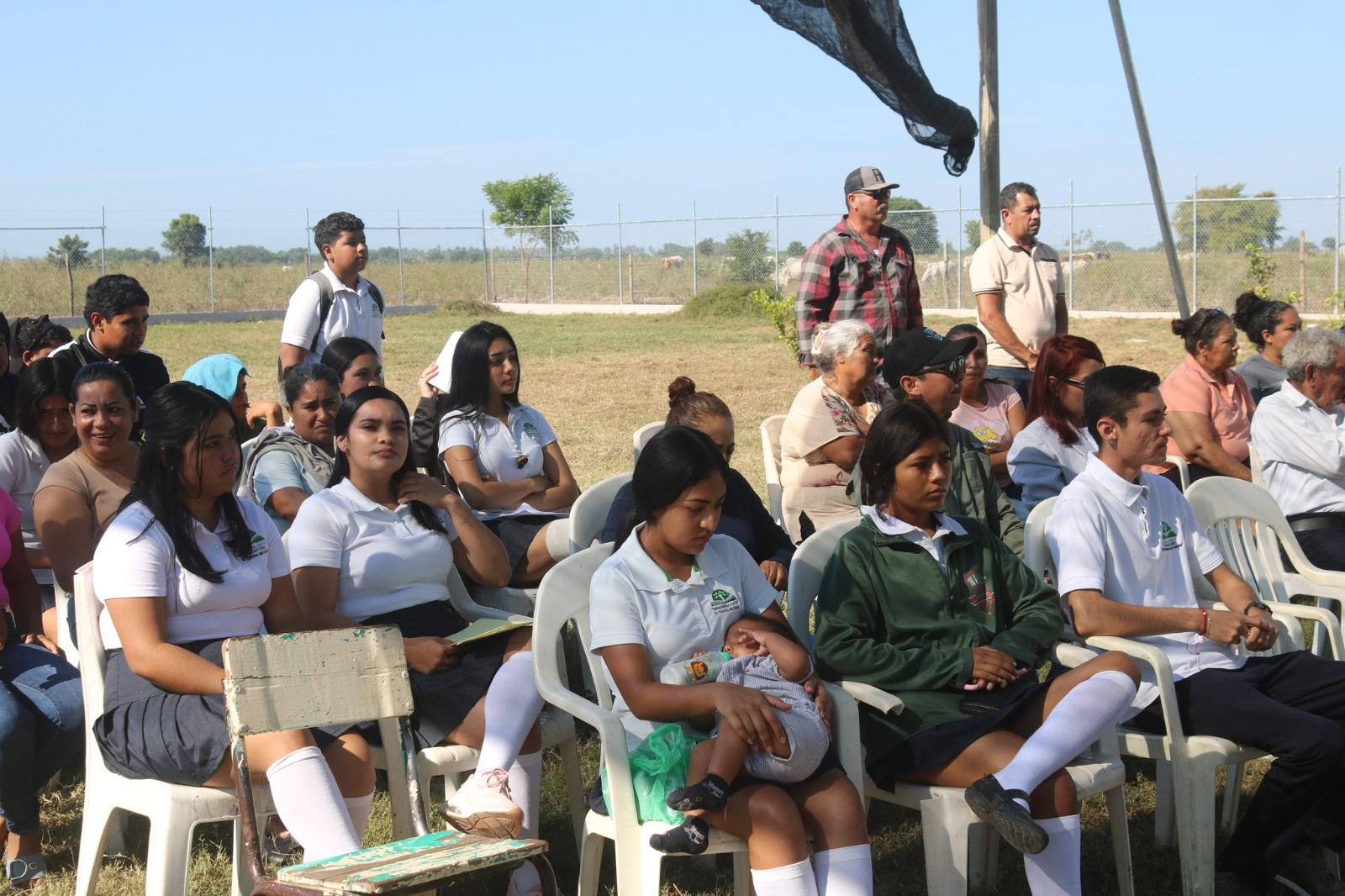 $!Inauguran aula de telebachillerato en el Palmito del Verde, Escuinapa