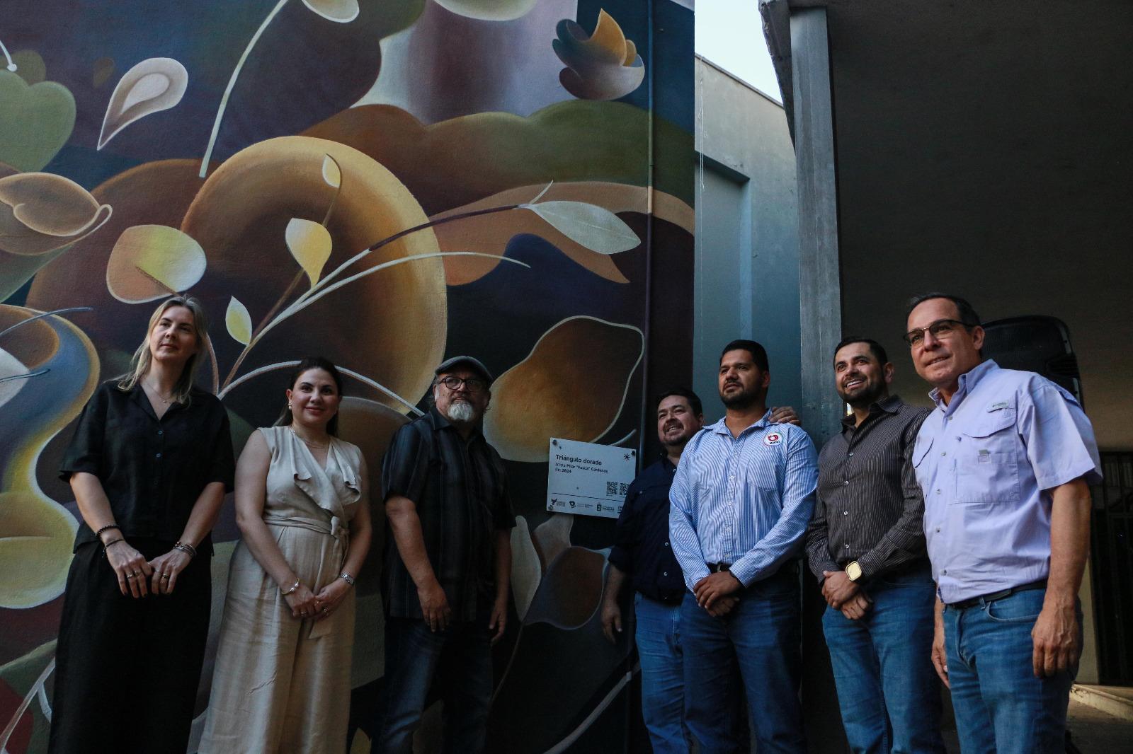 $!En el ágora Rosario Castellanos se inaugura otro mural.