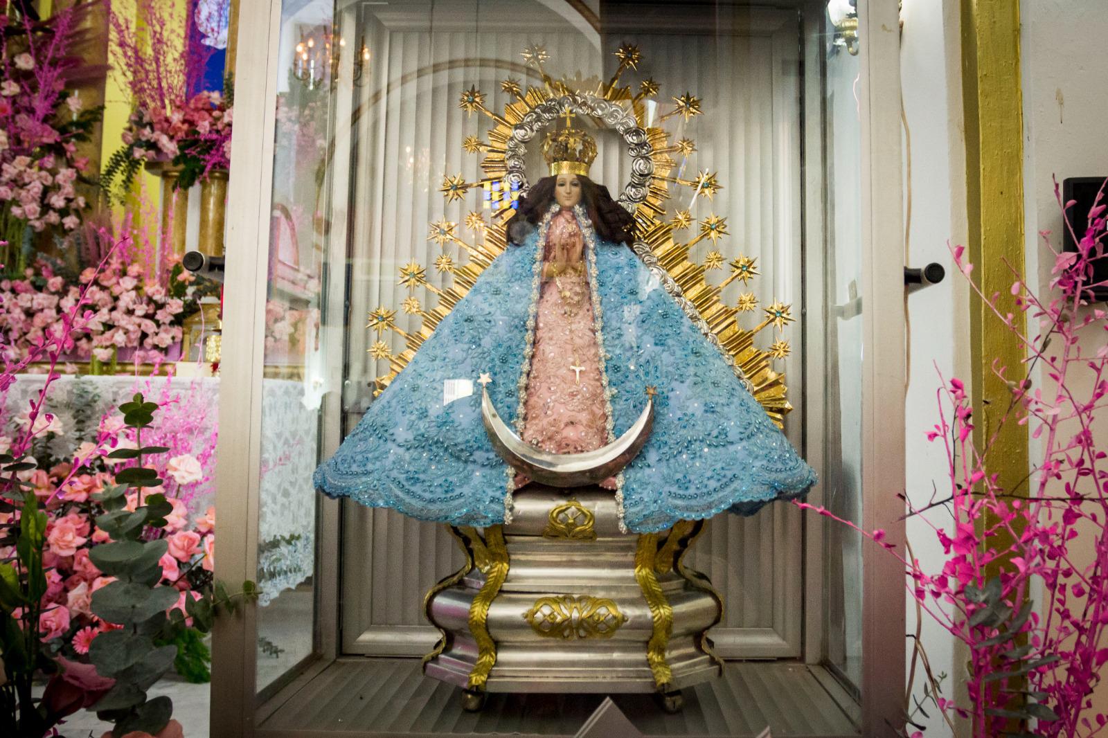 $!Creyentes asisten al Santuario de Nuestra Señora de Quilá por motivo del día de la Candelaria