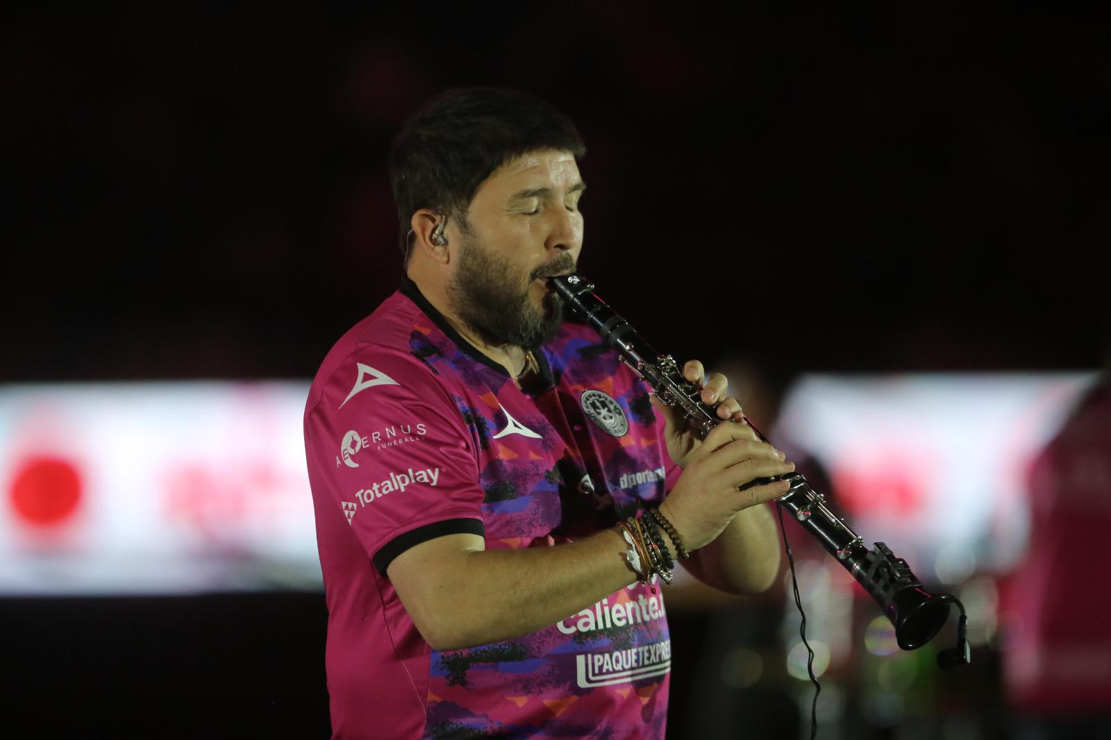 $!Ameniza Banda El Recodo con show de medio tiempo en El Encanto