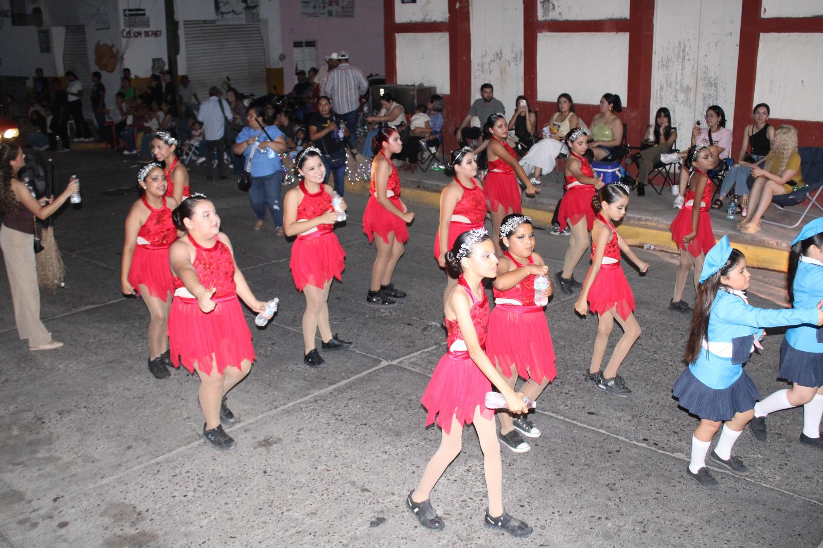 $!Desfile de la Feria de la Primavera llena de alegría las calles de El Rosario