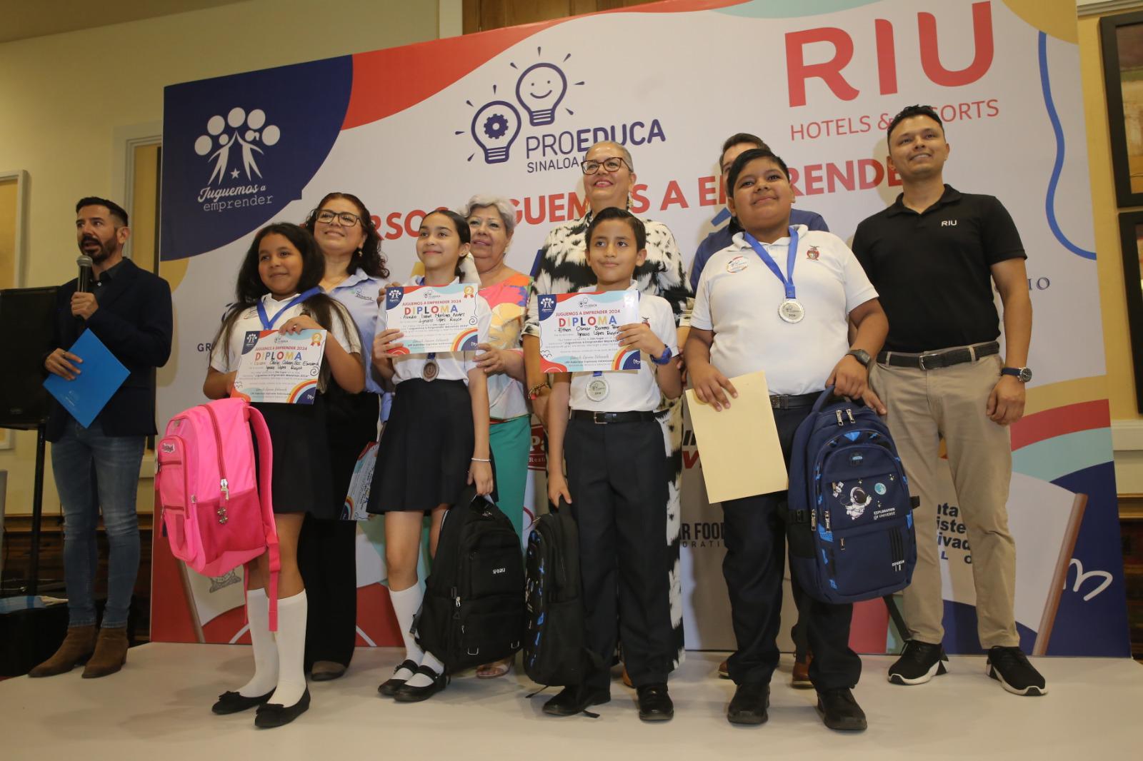 $!Celebran colorido concurso ‘Juguemos a Emprender’, en Mazatlán