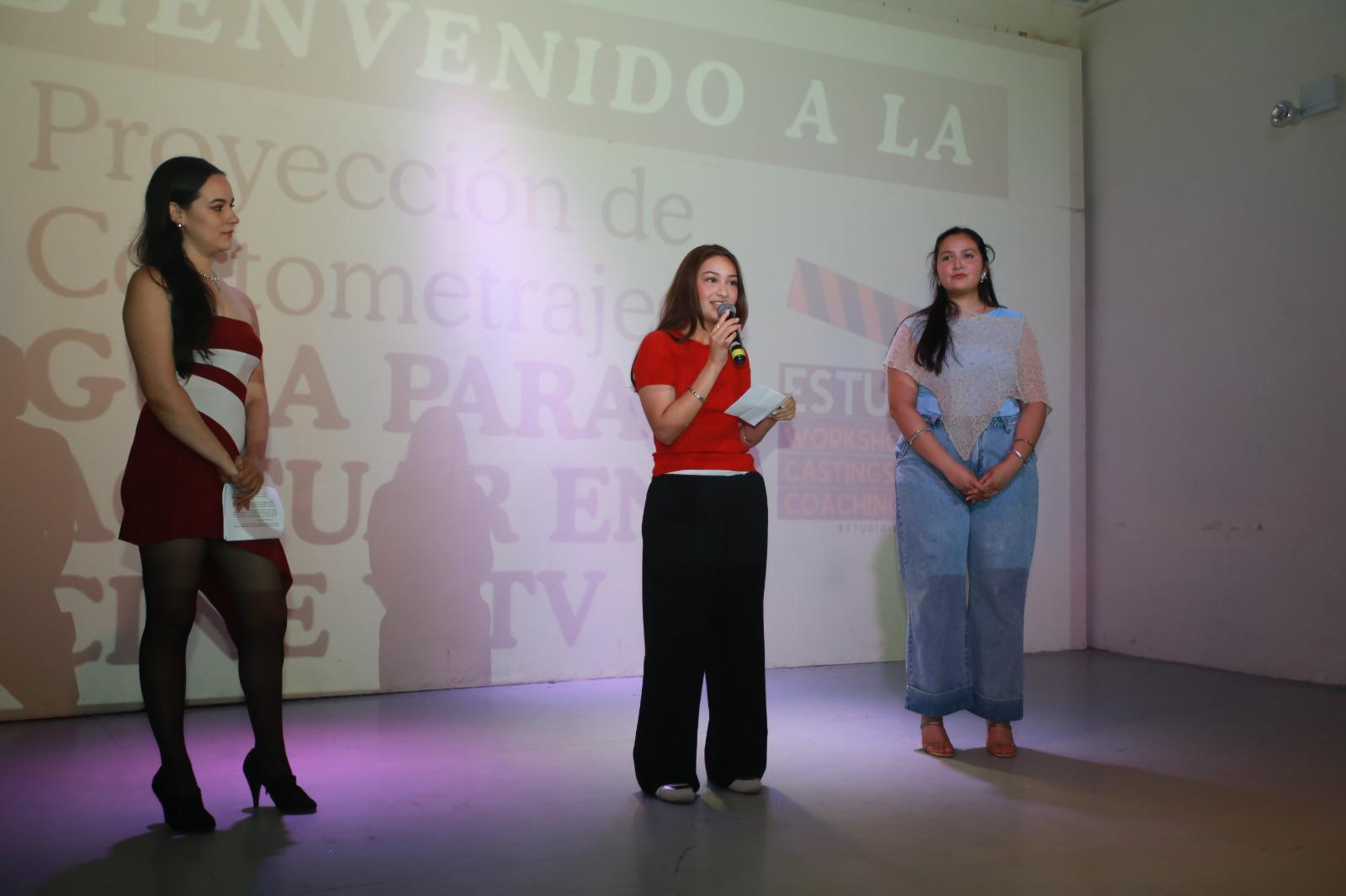 $!Diana Flores y Carmen Rivera ofrecieron testimonios sobre su experiencia dentro del taller audiovisual.