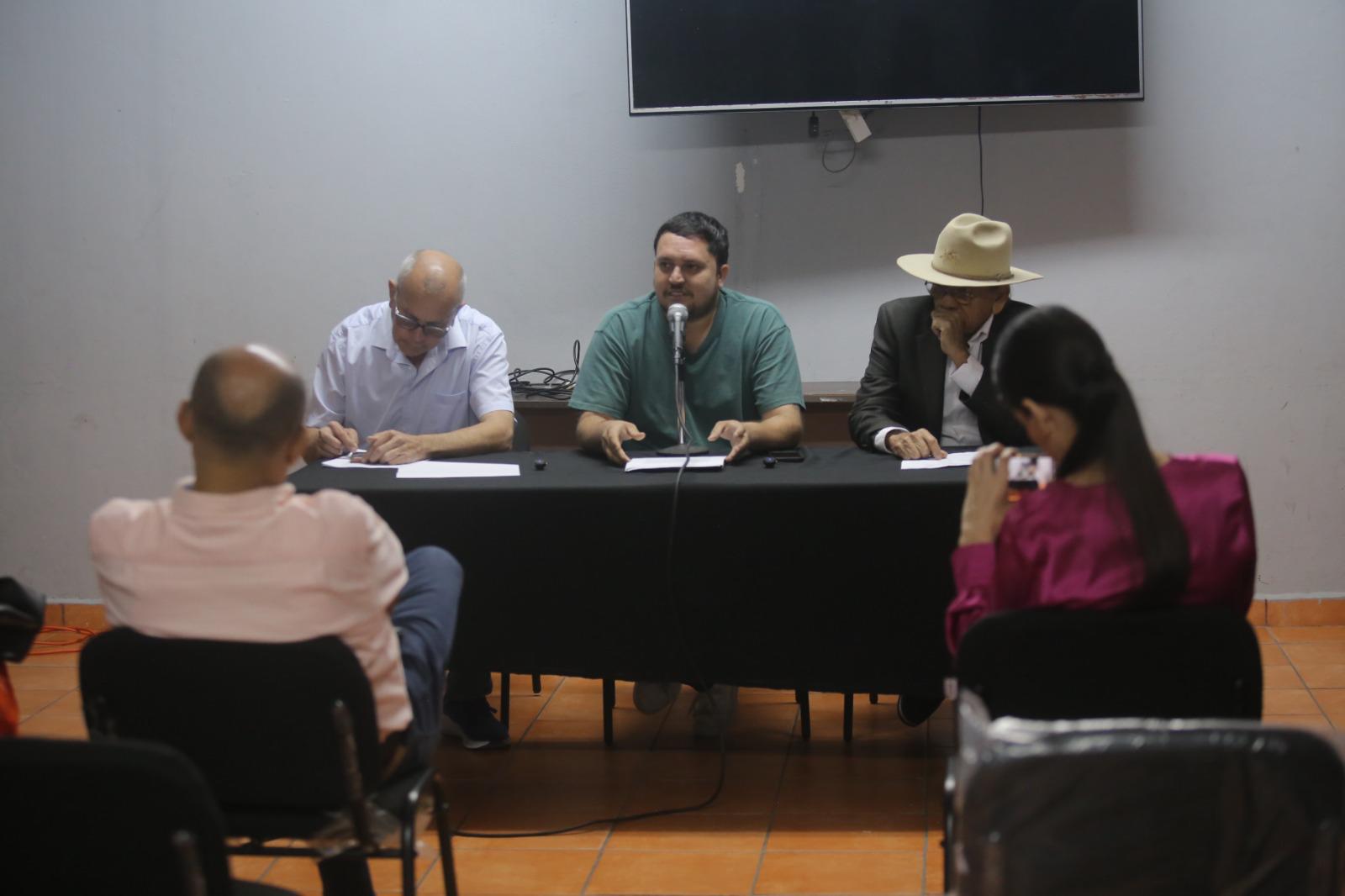 $!El narrador Julio Zataráin comparte un fragmento de su novela histórica “El dragón del Pacífico”, parte de su proyecto para el PECDAS 2025–2026.