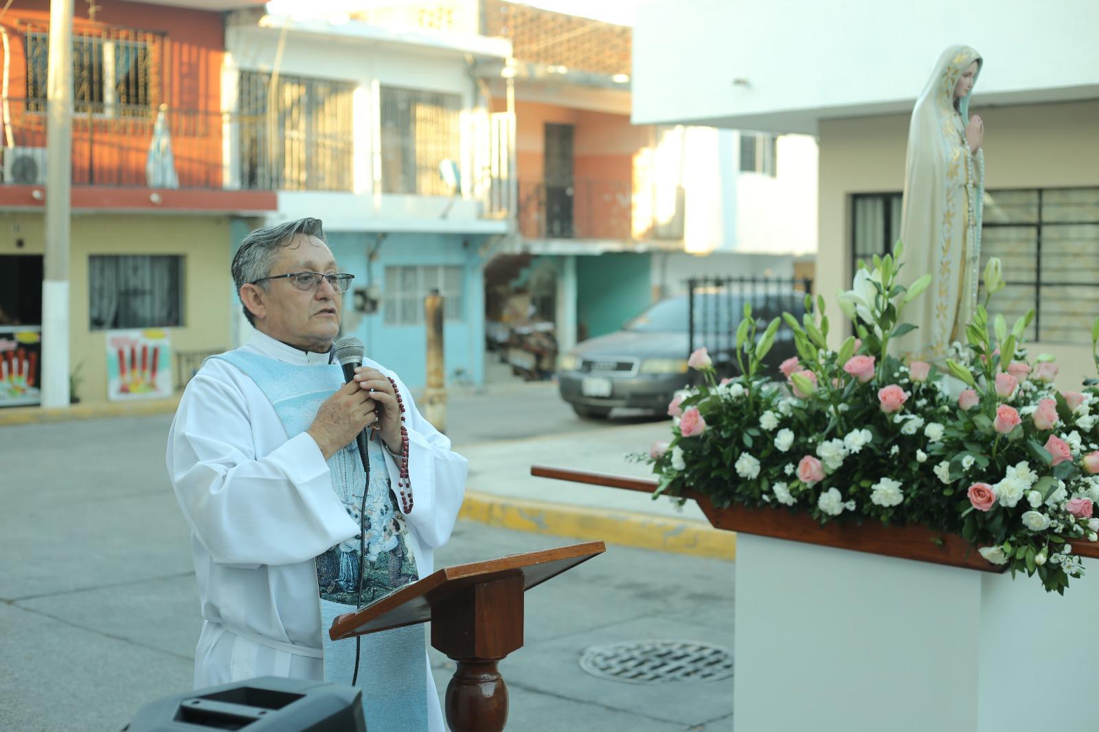 $!Celebran última procesión y rezo del Rosario previo a los festejos de la Virgen de Fátima