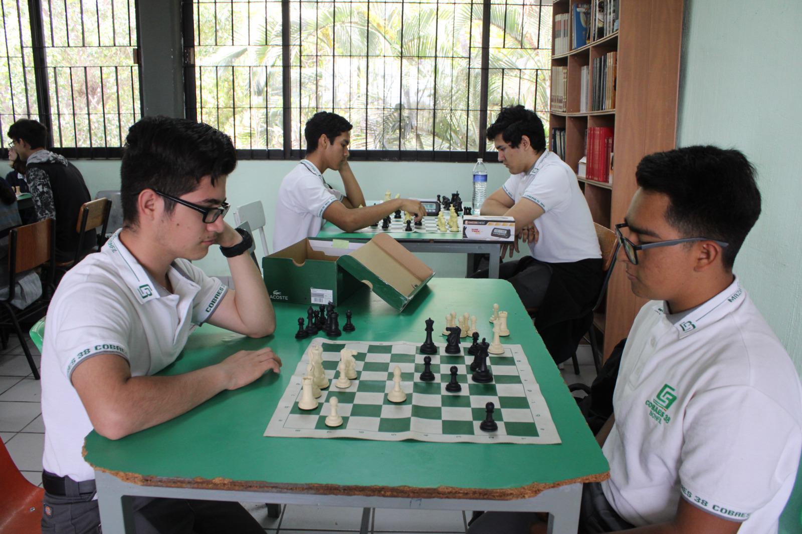 $!Isla de la Piedra obtiene boleto para el estatal de Cobaes