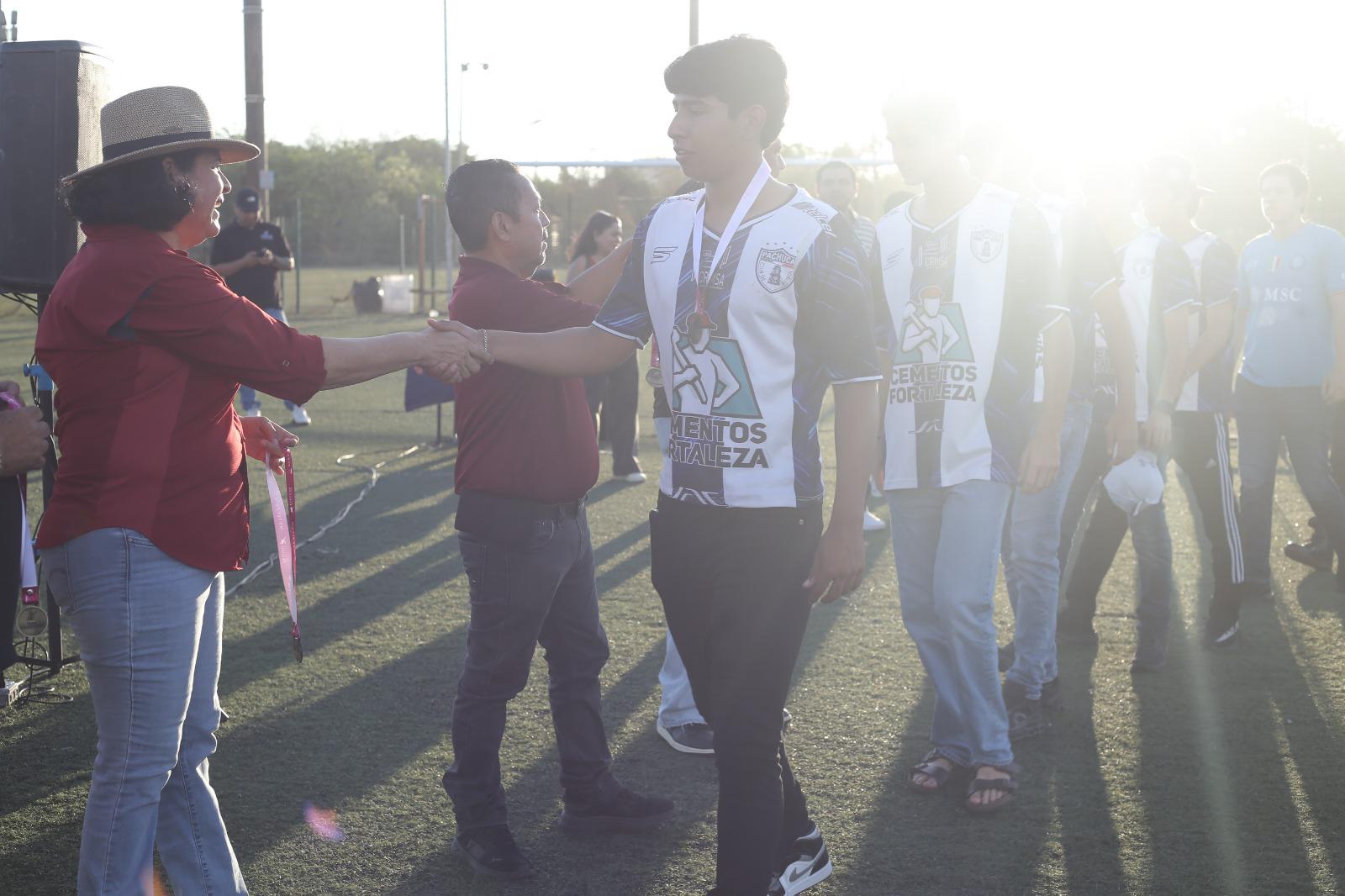 $!Imdem reconoce a los campeones de su Liga de Futbol 2025-2026