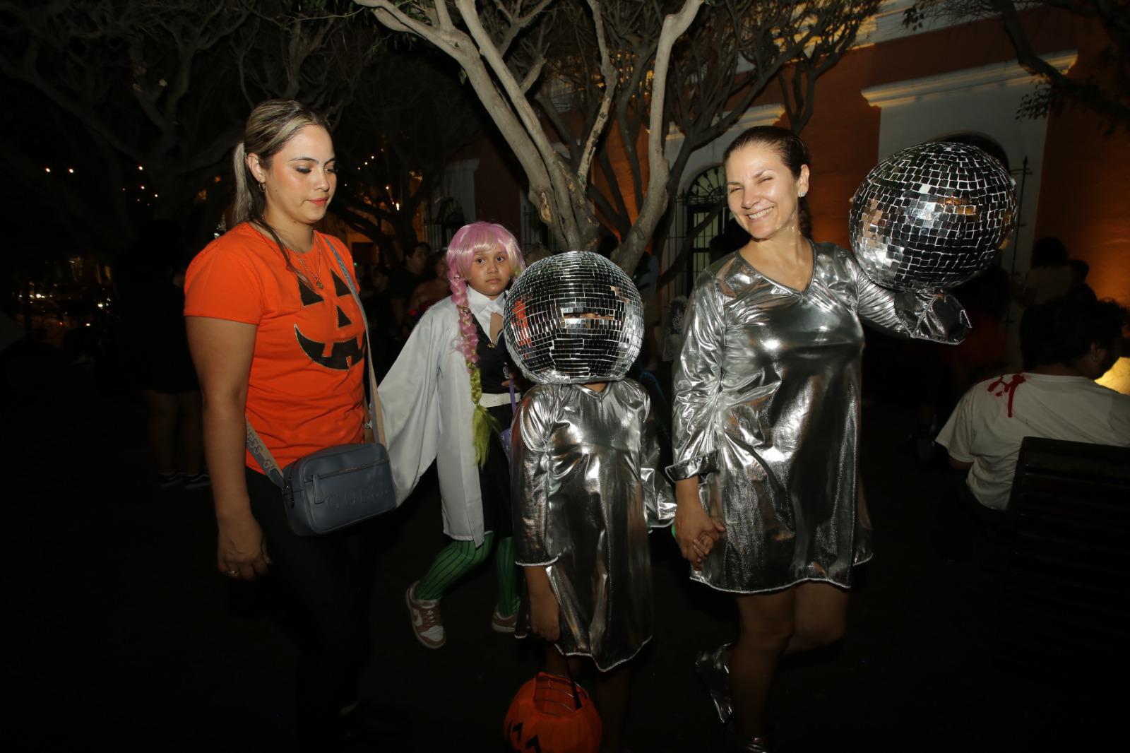 $!Monstruos y fantasmas disfrutan de un divertido Halloween en Mazatlán