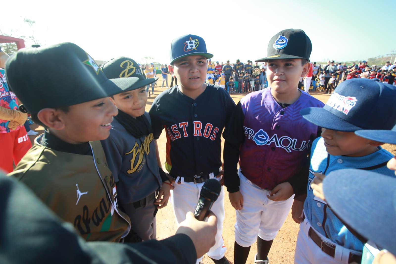 $!Estrena Liga Mazatlán instalaciones con nueva temporada de beisbol
