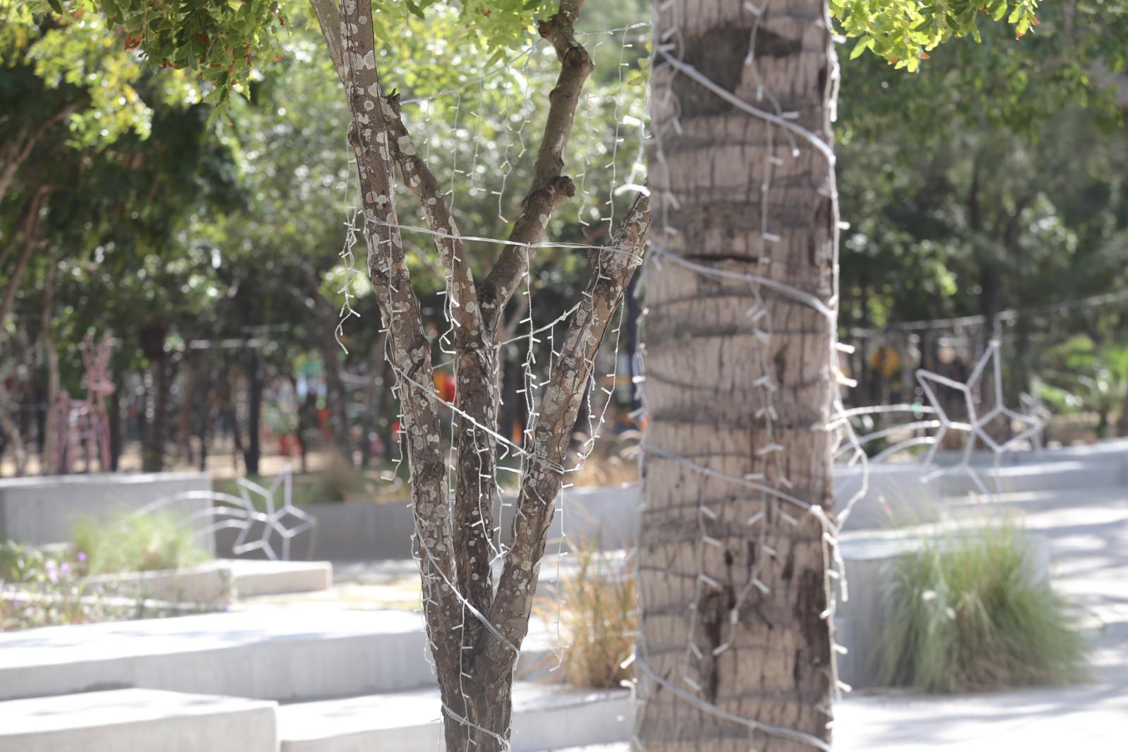 $!La Villa Navideña 2025 comienza a tomar forma en Mazatlán