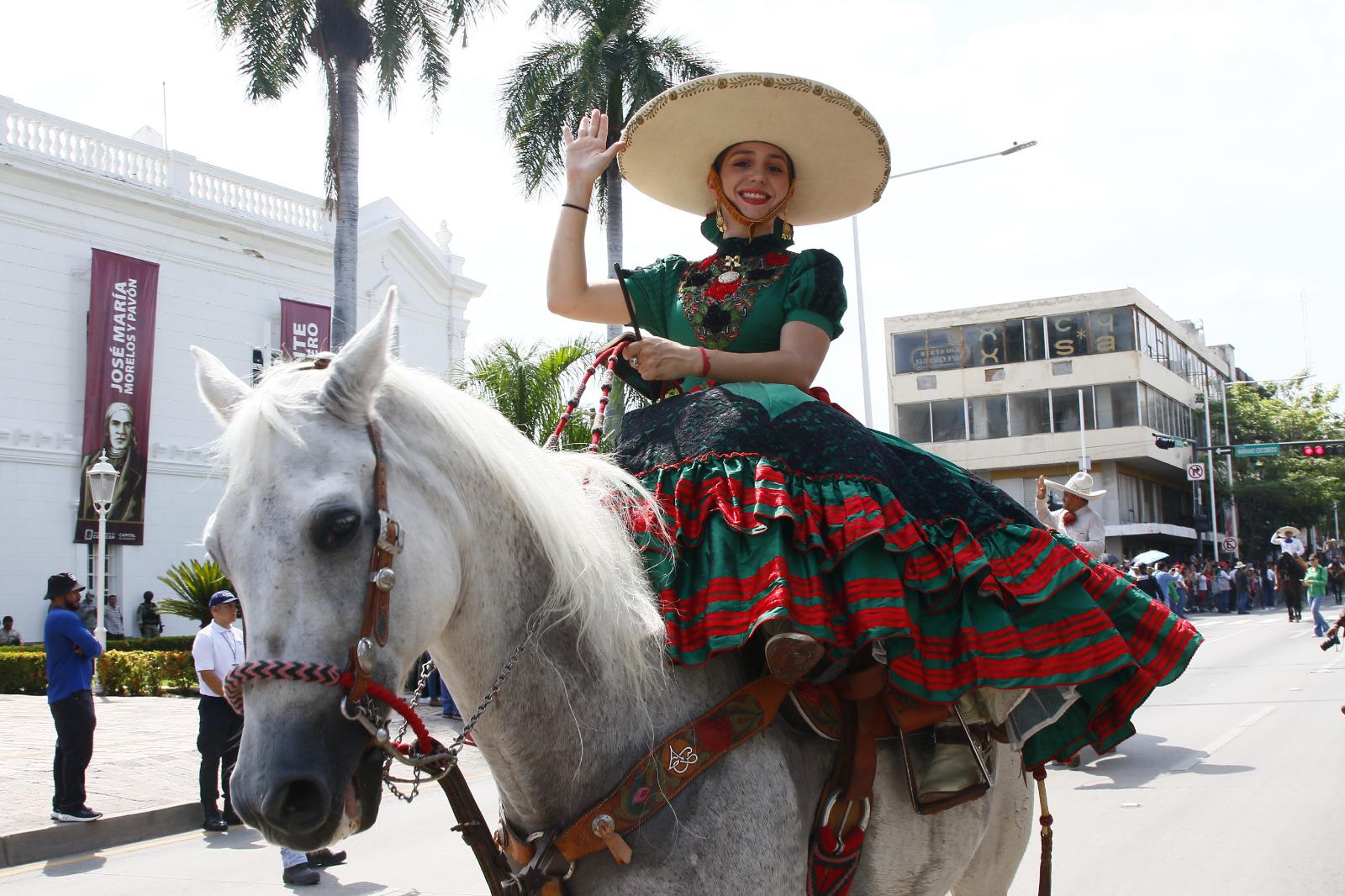 $!Realizan desfile militar en Culiacán por la Independencia de México
