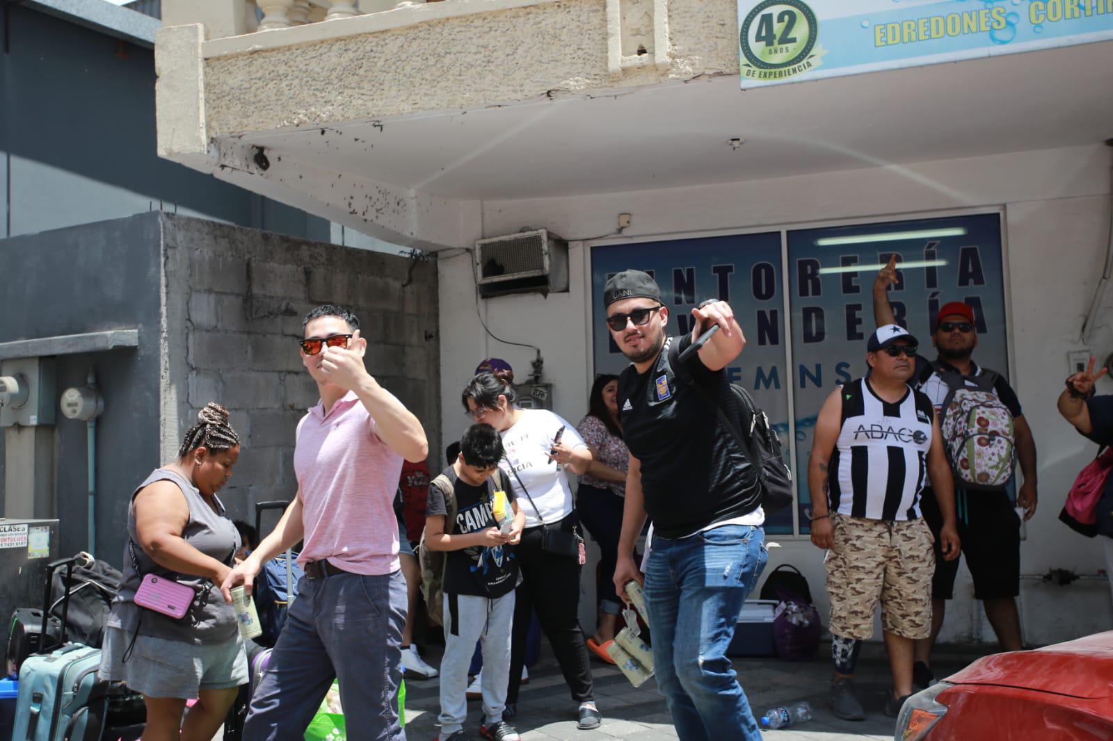 $!La Pandilla de Monterrey invade Mazatlán (FOTOS)