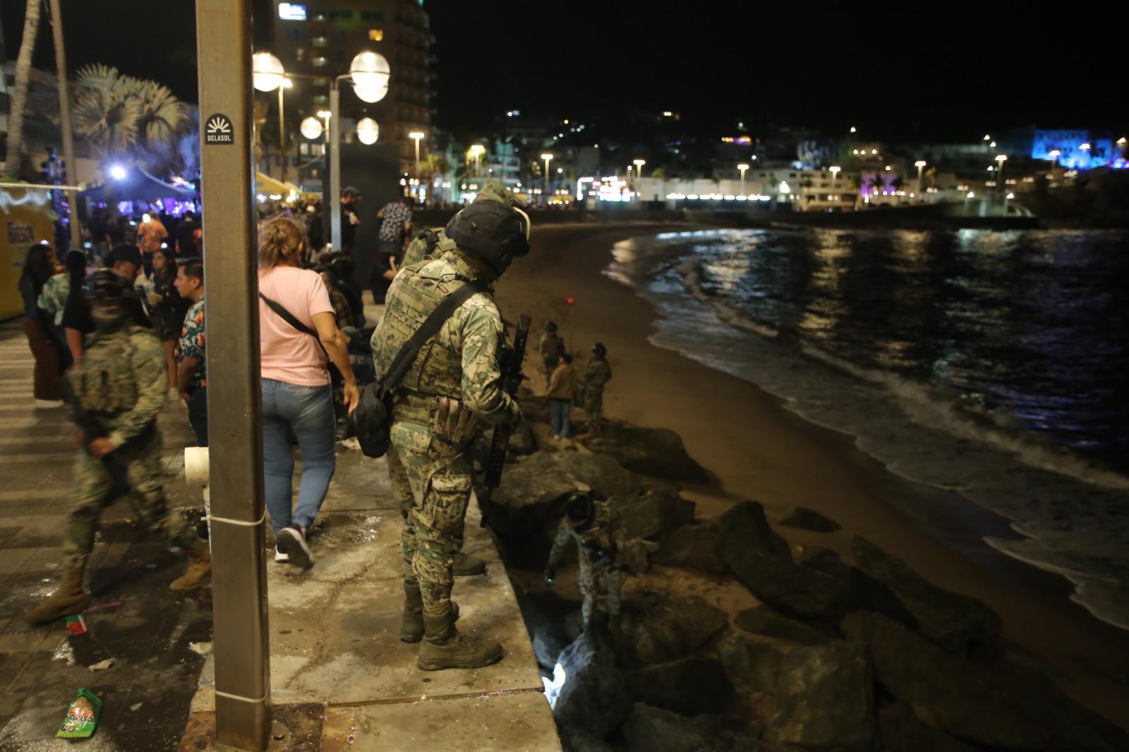 $!Olas Altas no descansa en el último día del Carnaval de Mazatlán