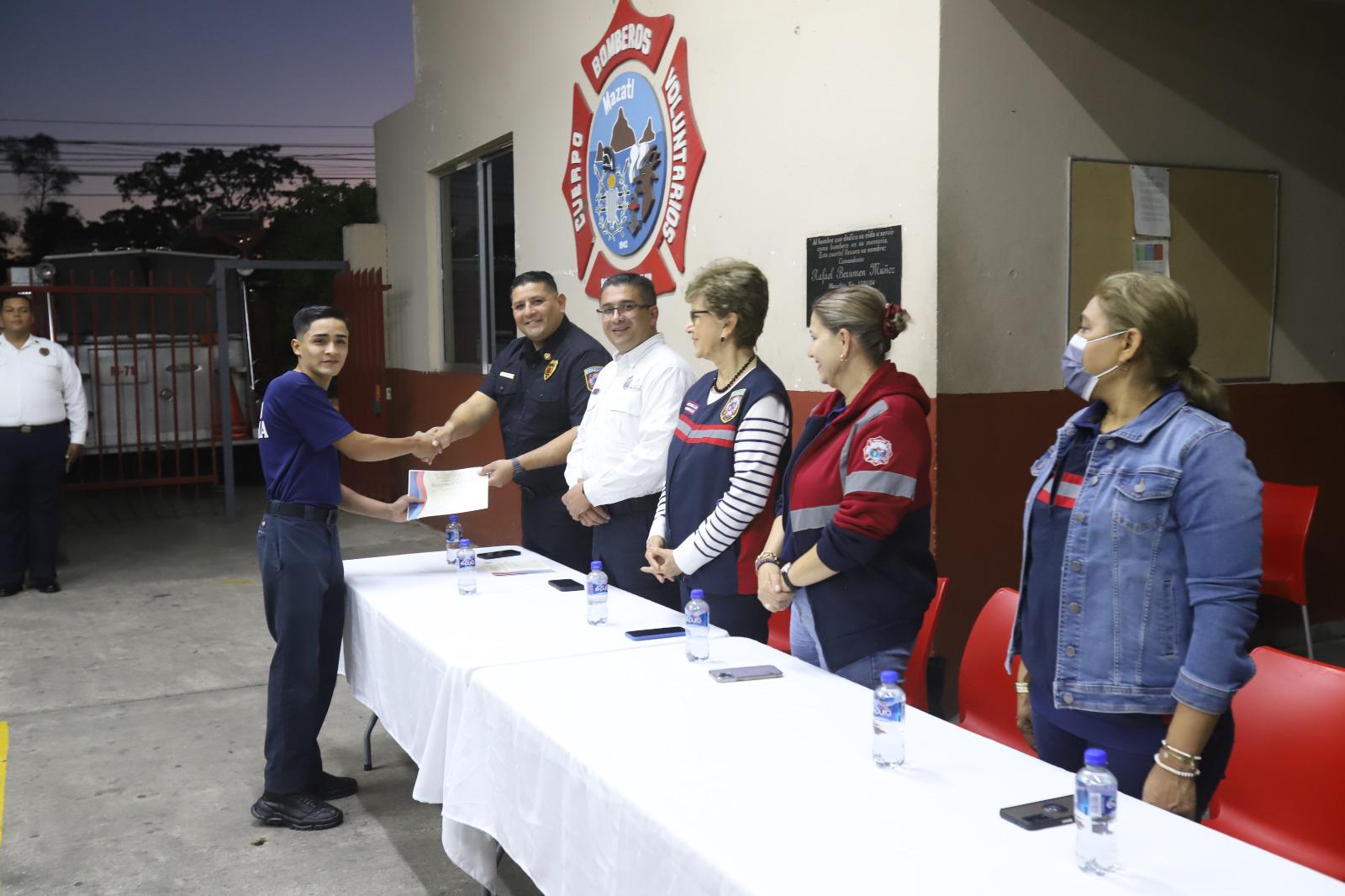 $!Festejan Bomberos Voluntarios de Mazatlán su aniversario 82