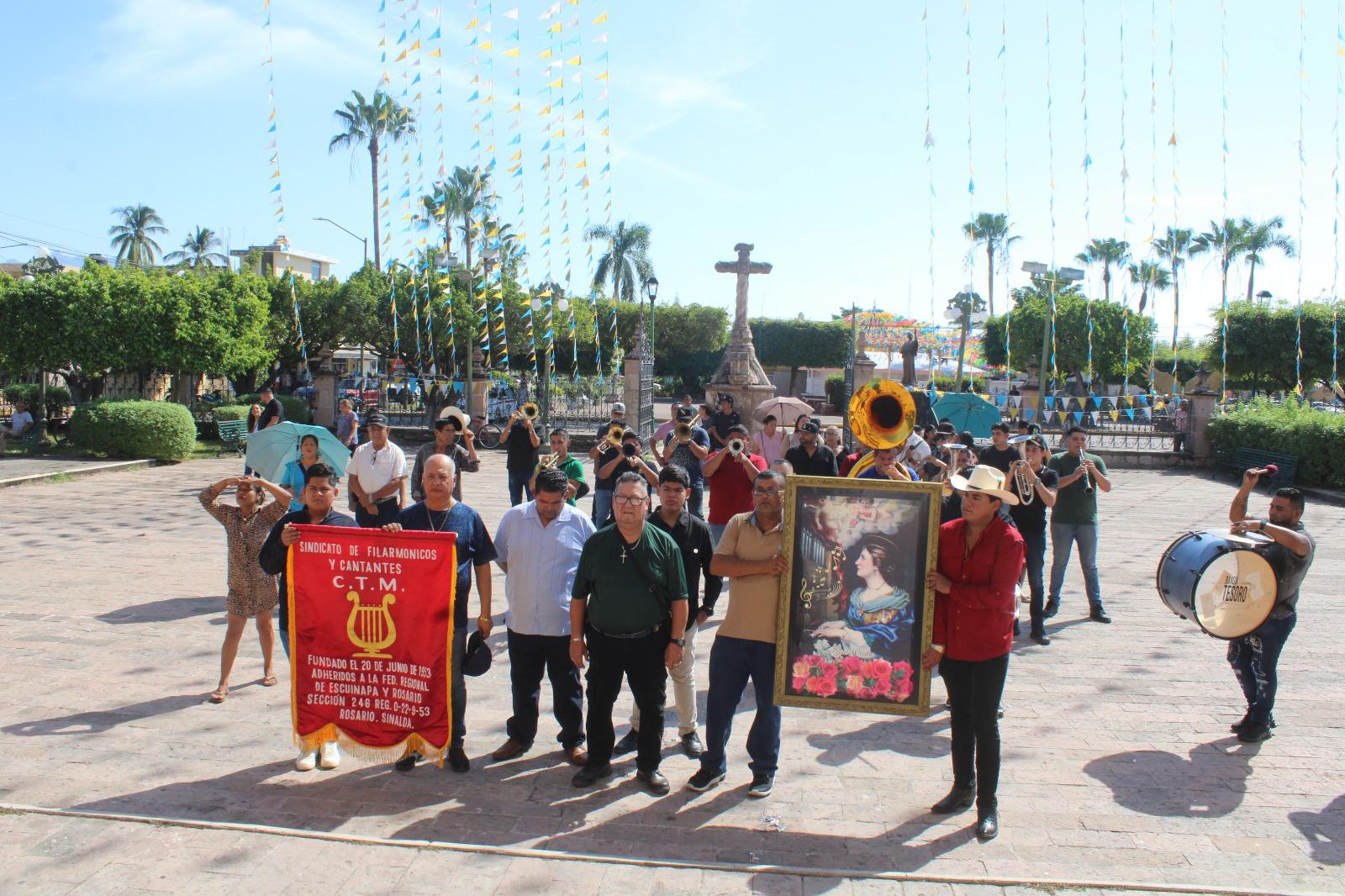 $!Músicos de Rosario celebran a Santa Cecilia con procesión y misa; le piden que haya trabajo